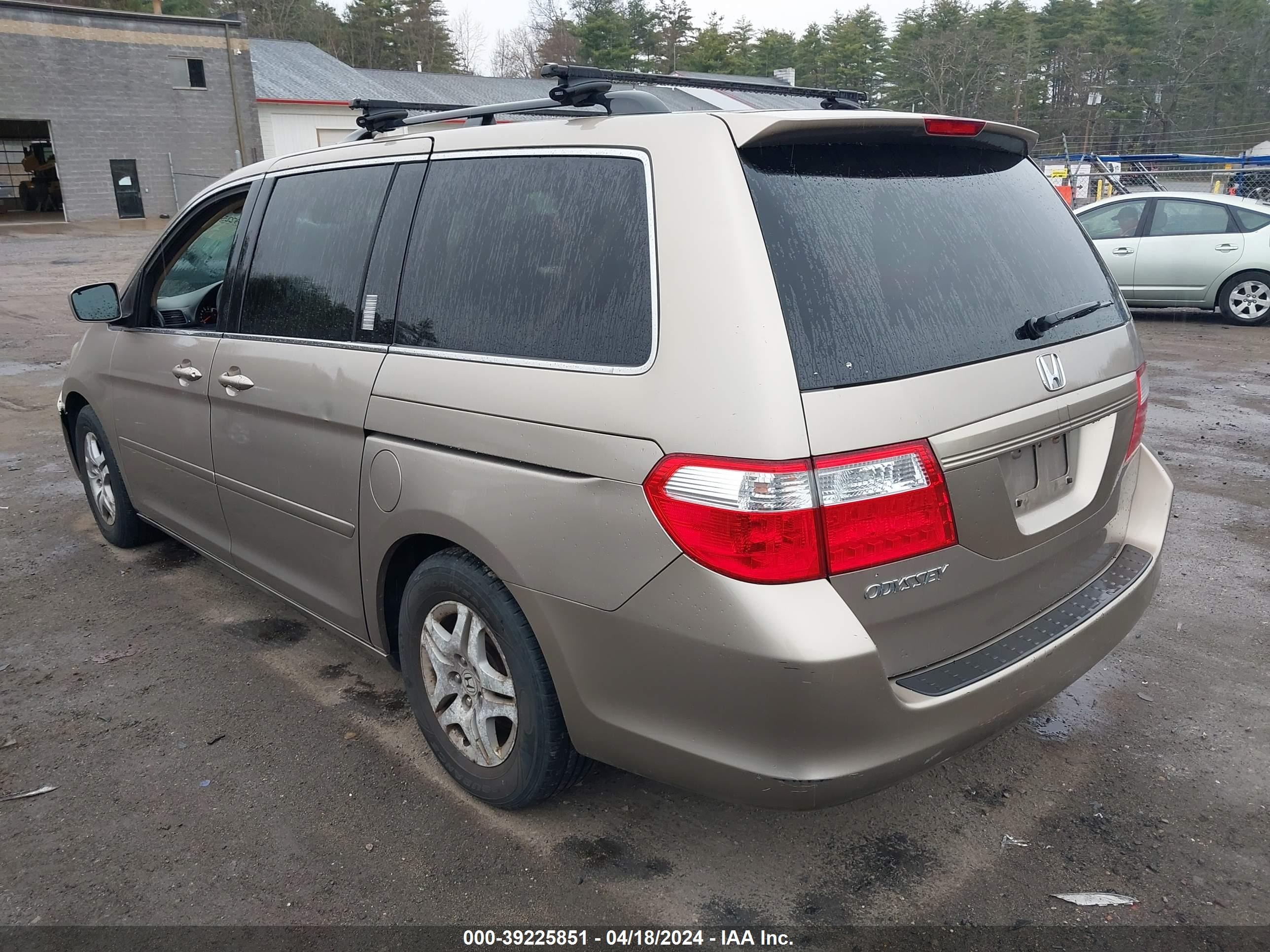 Photo 2 VIN: 5FNRL38607B443480 - HONDA ODYSSEY 