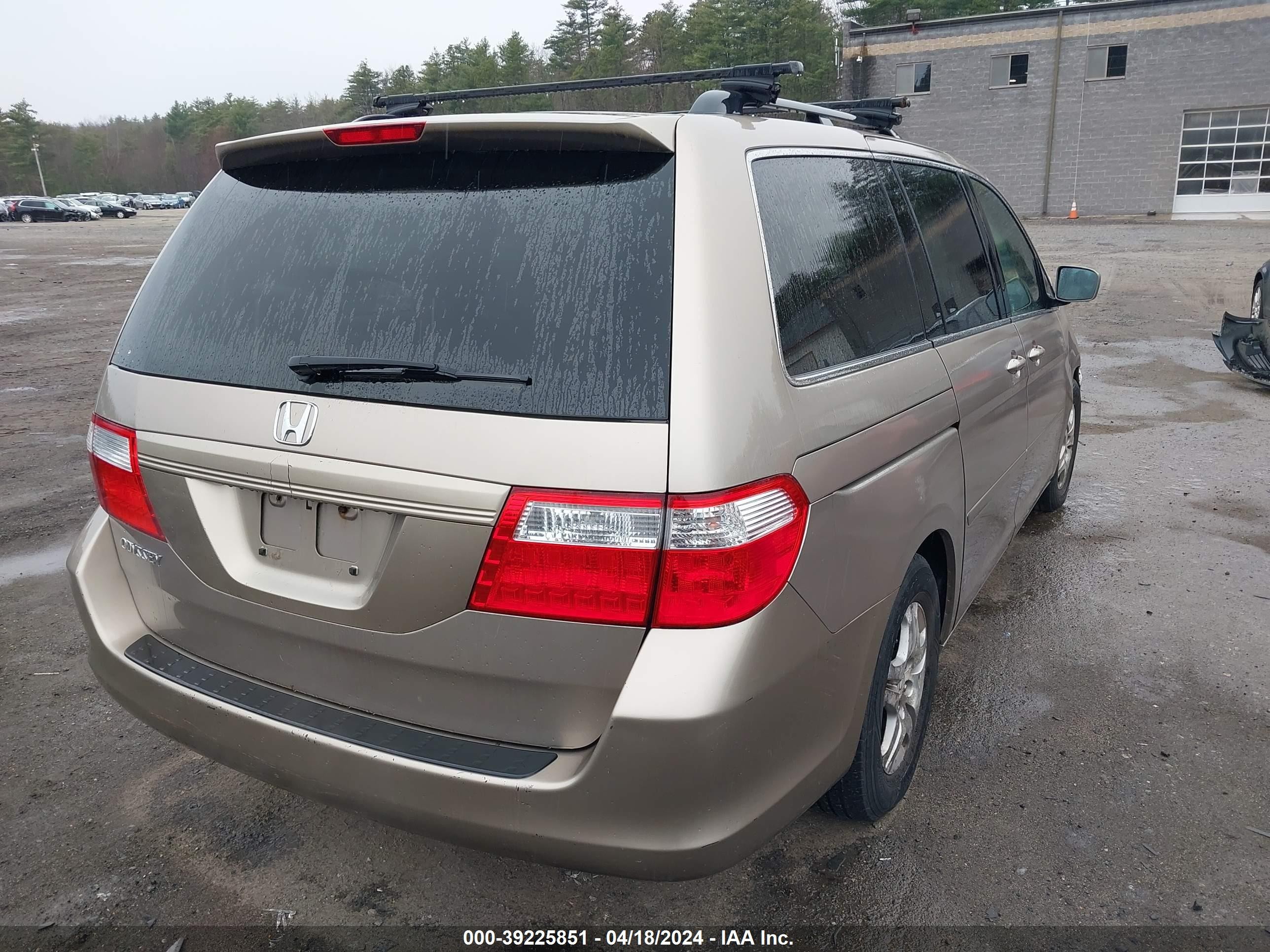 Photo 3 VIN: 5FNRL38607B443480 - HONDA ODYSSEY 