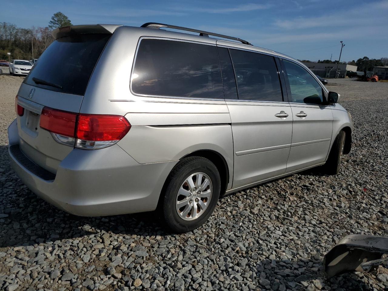 Photo 2 VIN: 5FNRL38608B109516 - HONDA ODYSSEY 