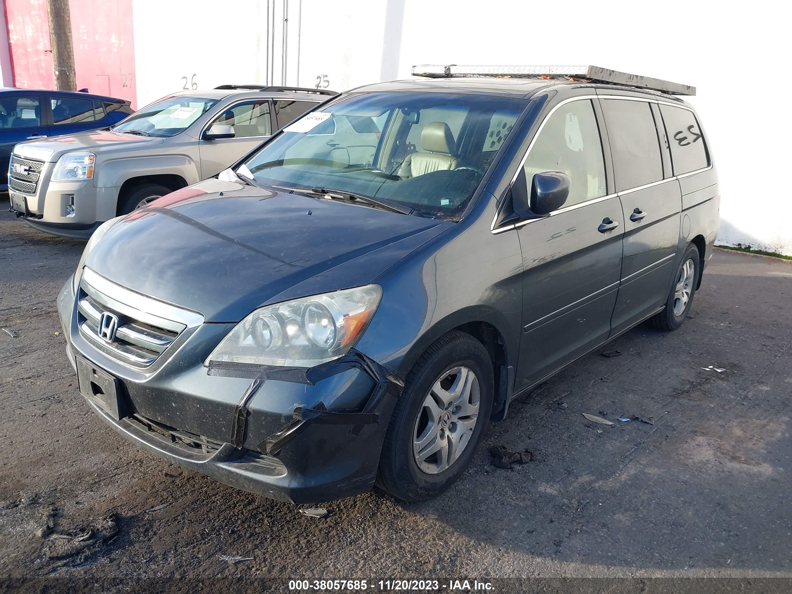 Photo 1 VIN: 5FNRL38616B401209 - HONDA ODYSSEY 