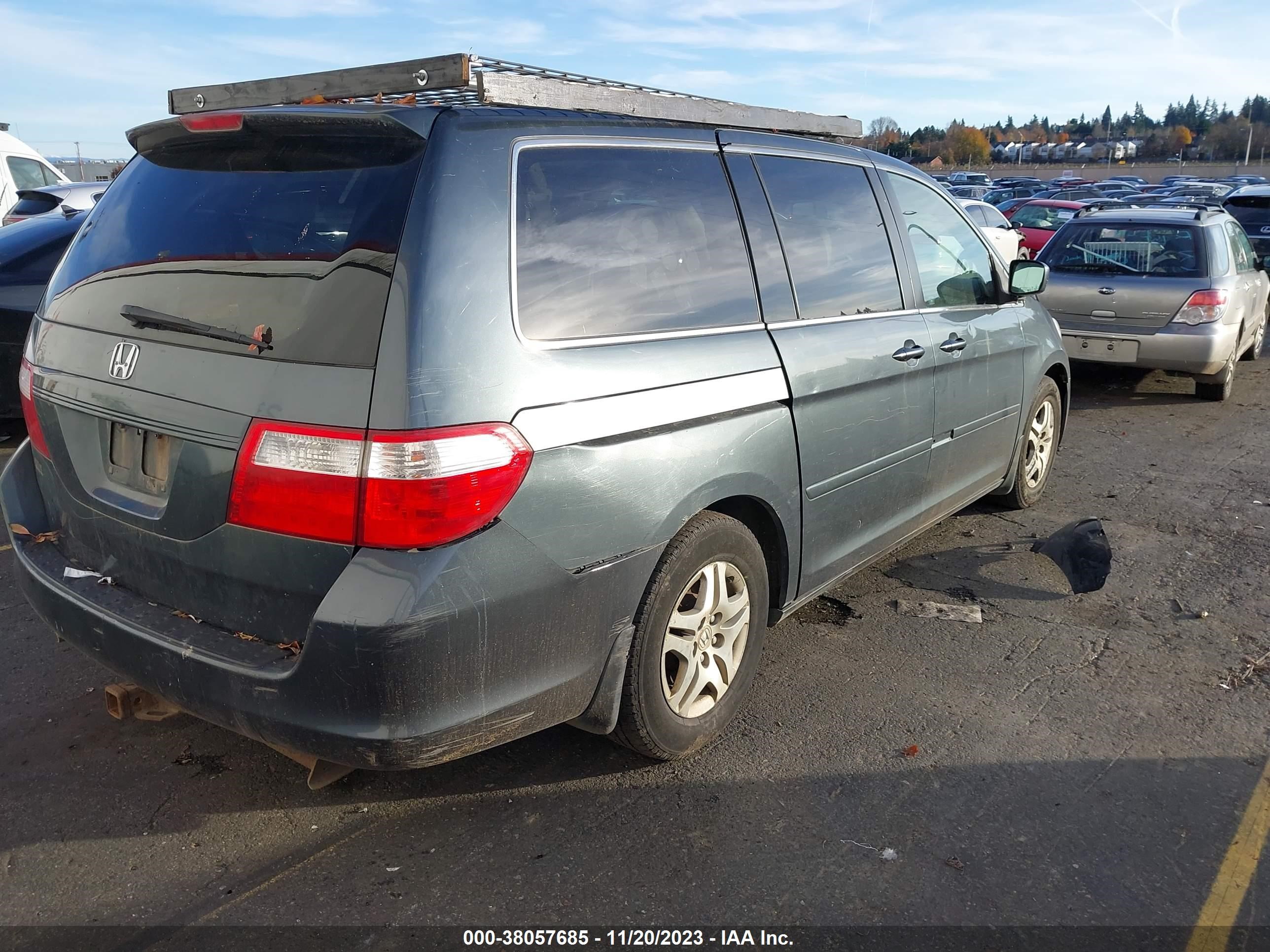 Photo 3 VIN: 5FNRL38616B401209 - HONDA ODYSSEY 