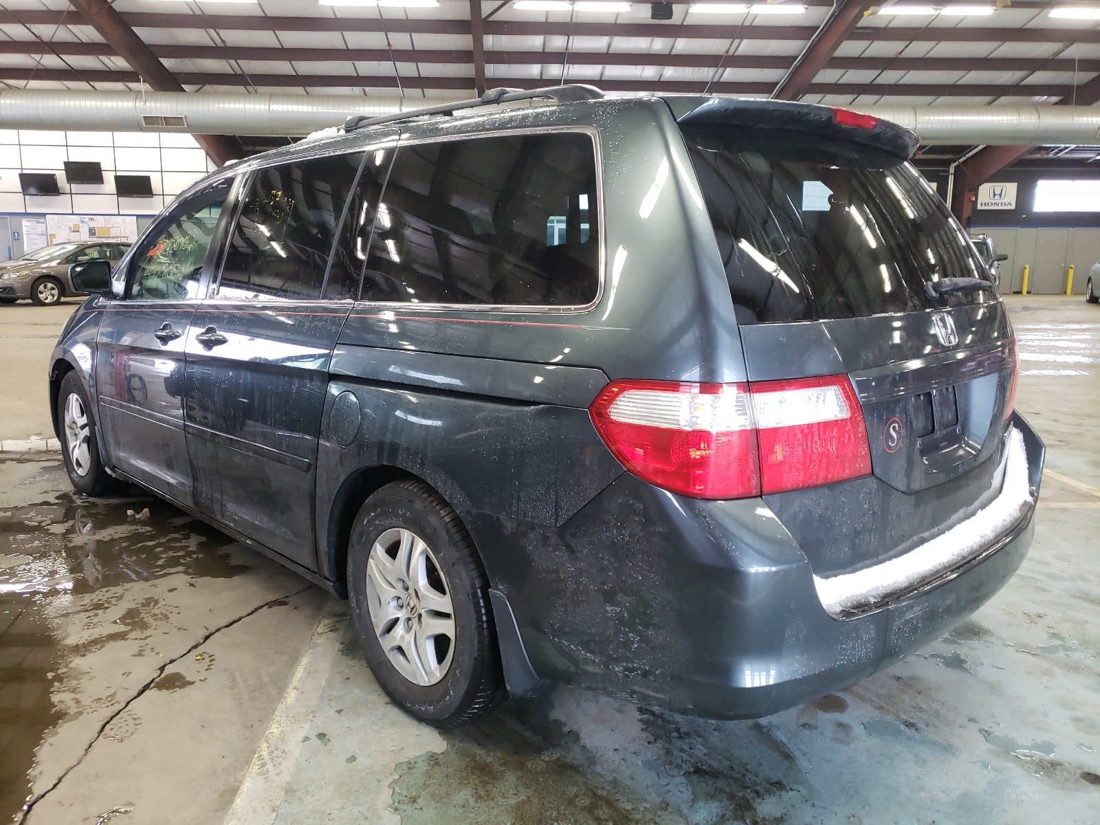 Photo 2 VIN: 5FNRL38616B425472 - HONDA ODYSSEY EX 