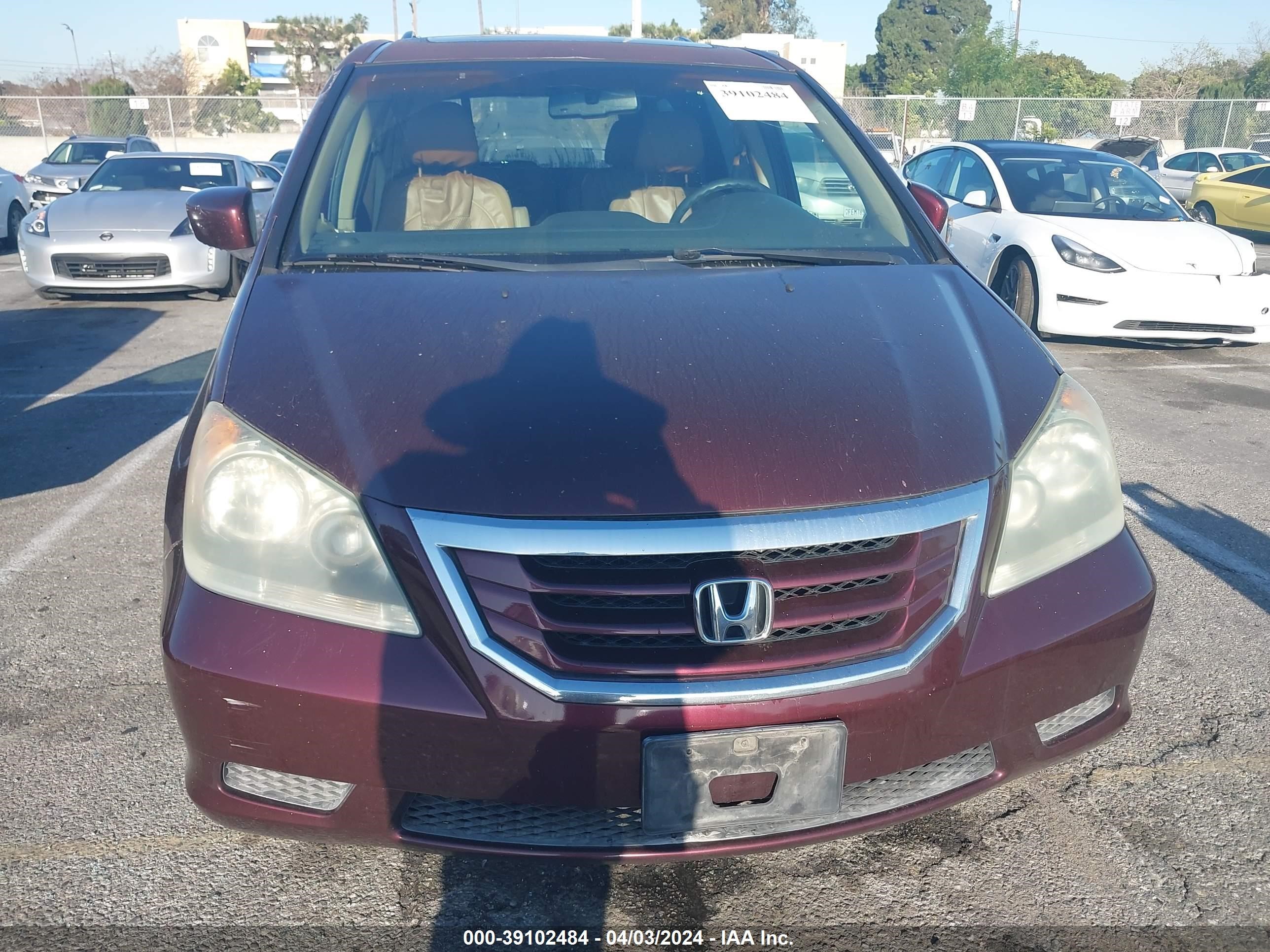 Photo 5 VIN: 5FNRL38618B068555 - HONDA ODYSSEY 