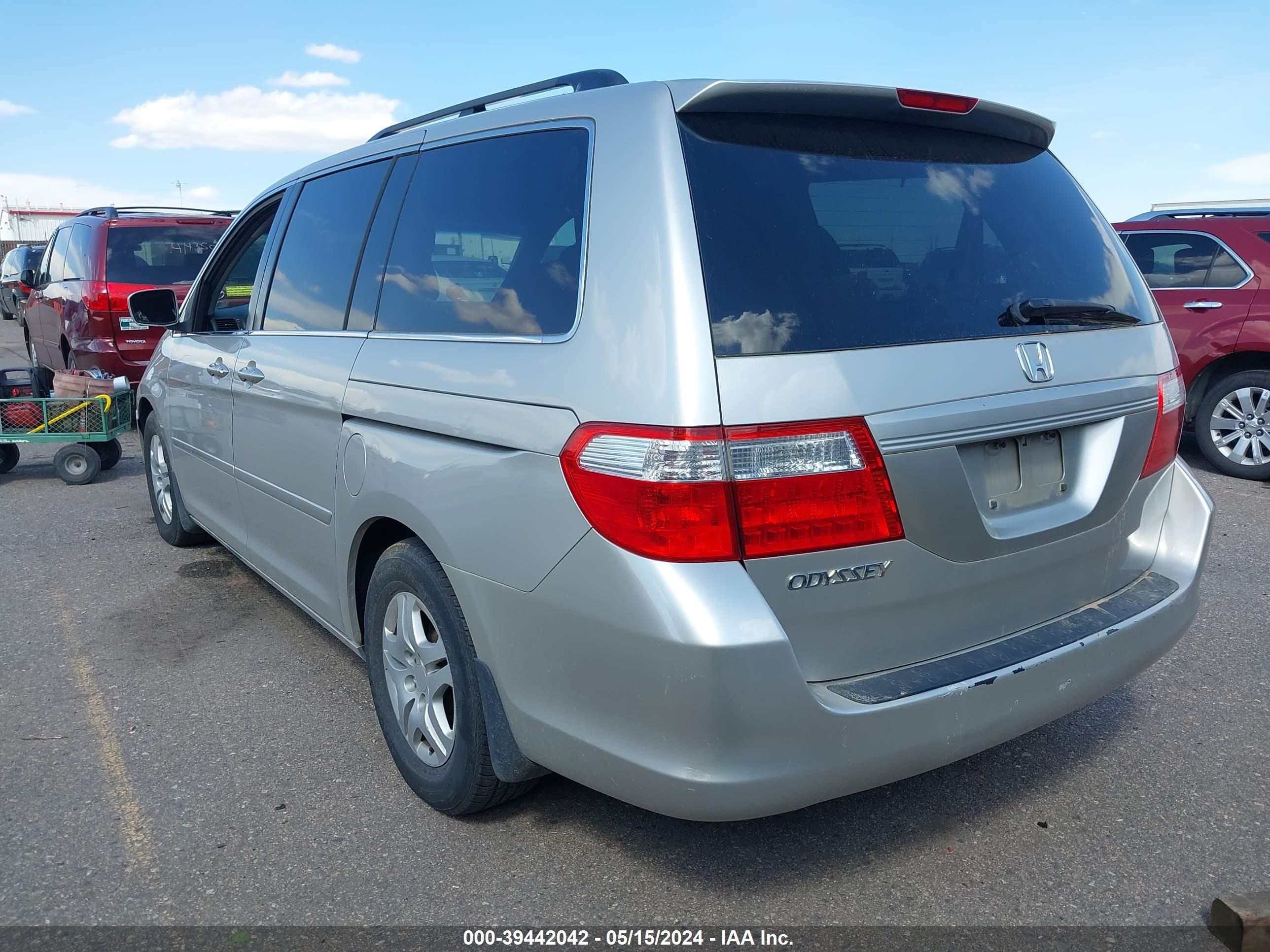 Photo 2 VIN: 5FNRL38626B450039 - HONDA ODYSSEY 