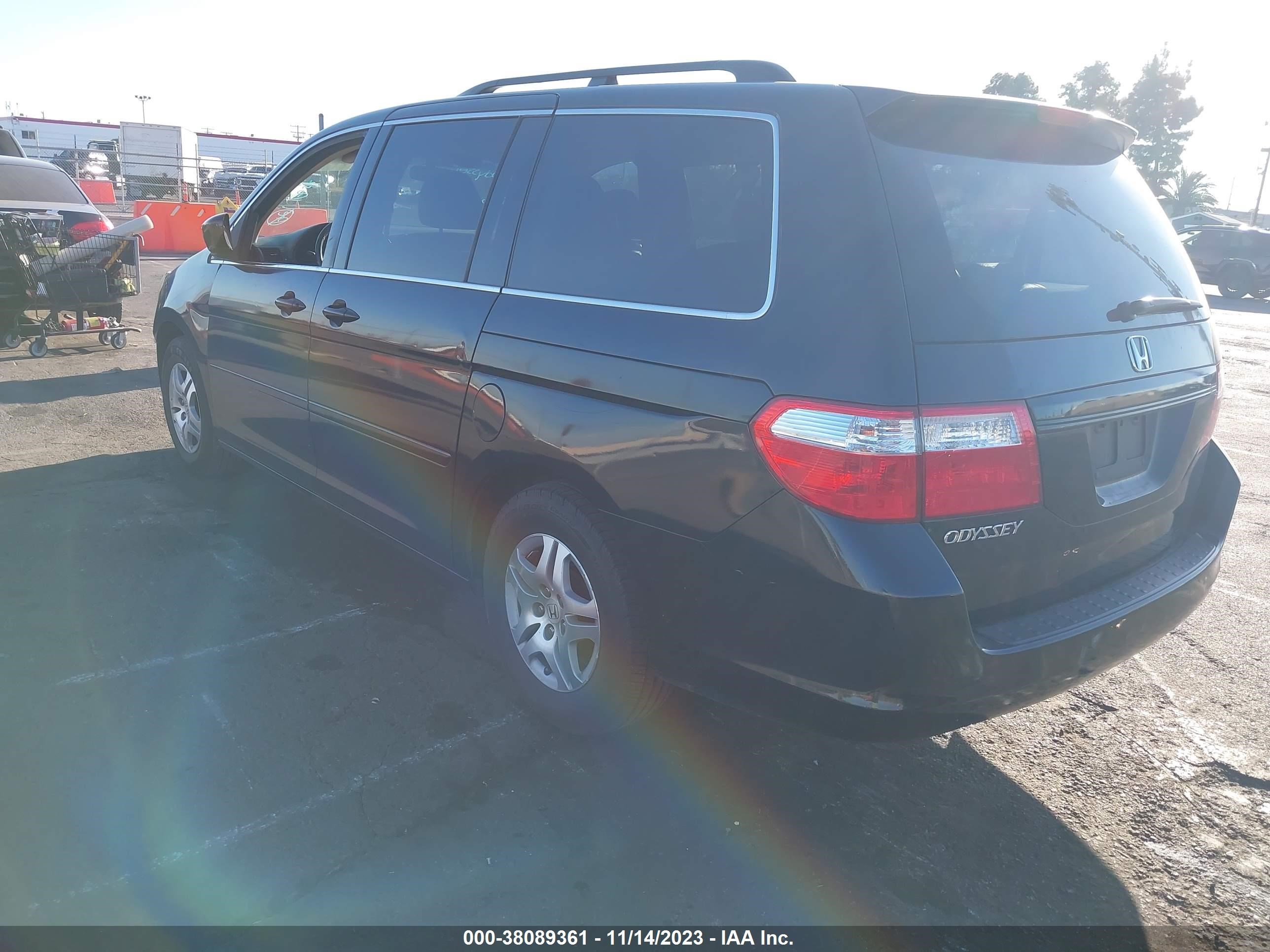 Photo 2 VIN: 5FNRL38627B141365 - HONDA ODYSSEY 