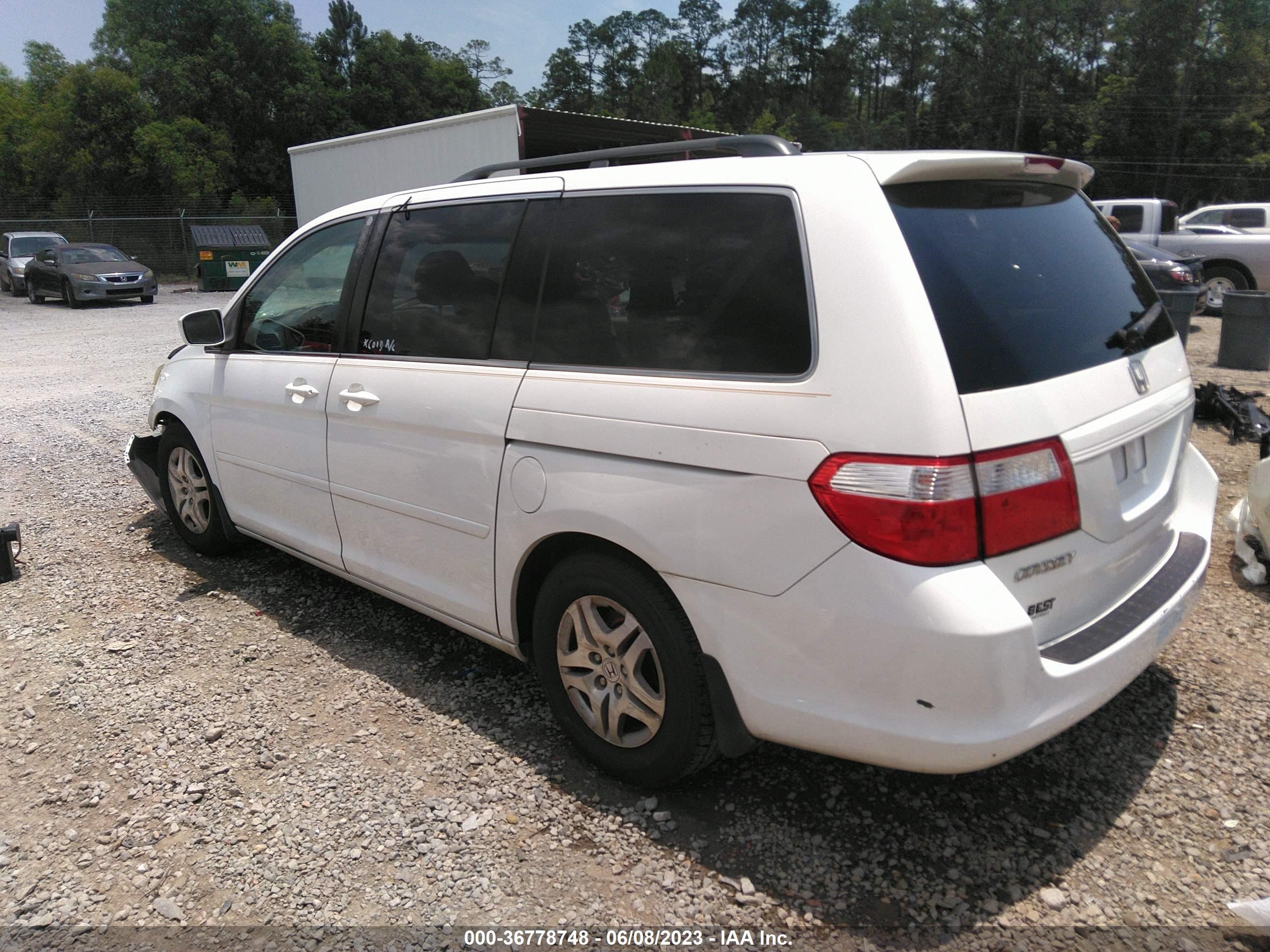 Photo 2 VIN: 5FNRL38627B460068 - HONDA ODYSSEY 