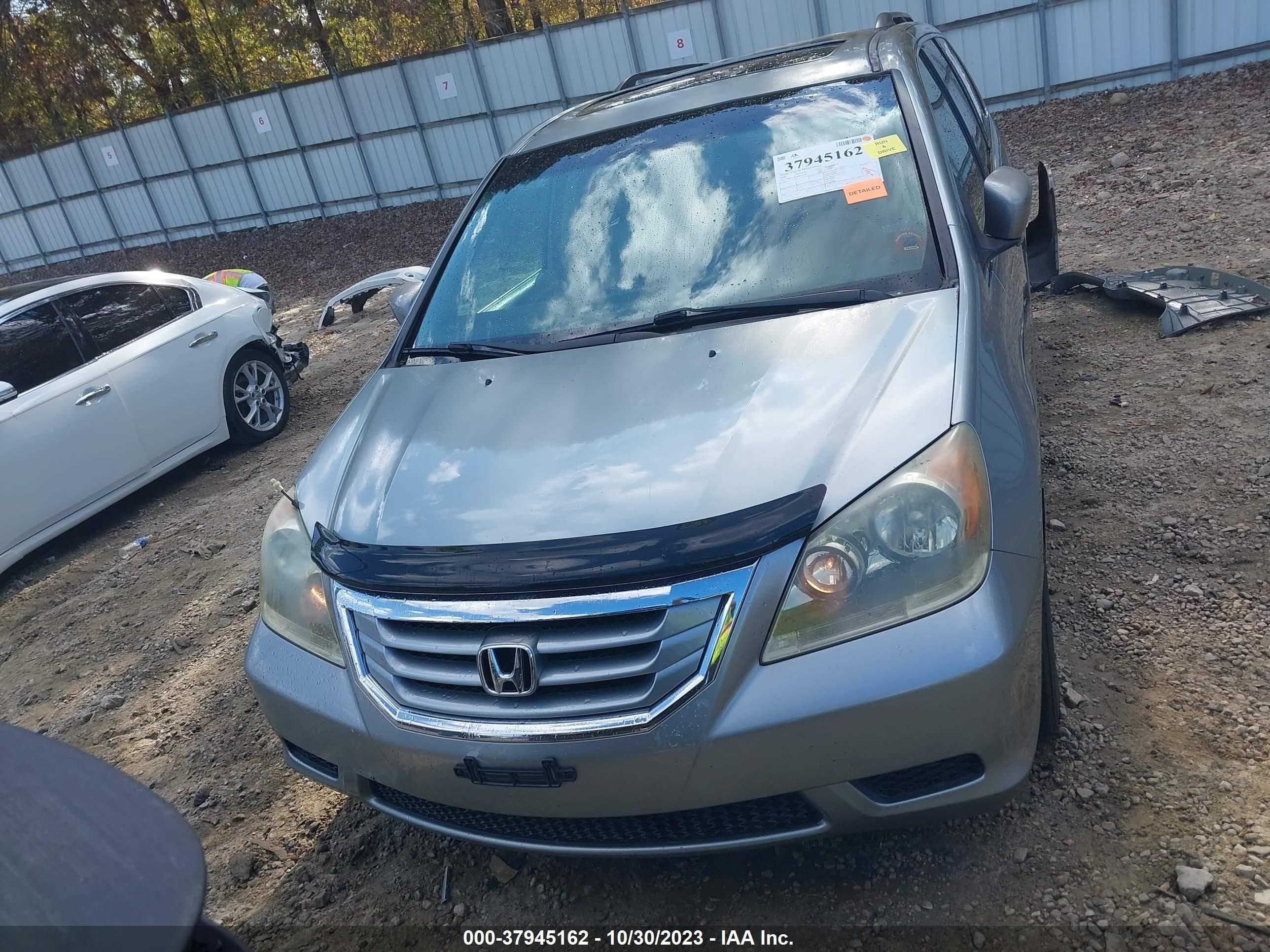 Photo 12 VIN: 5FNRL38628B009286 - HONDA ODYSSEY 