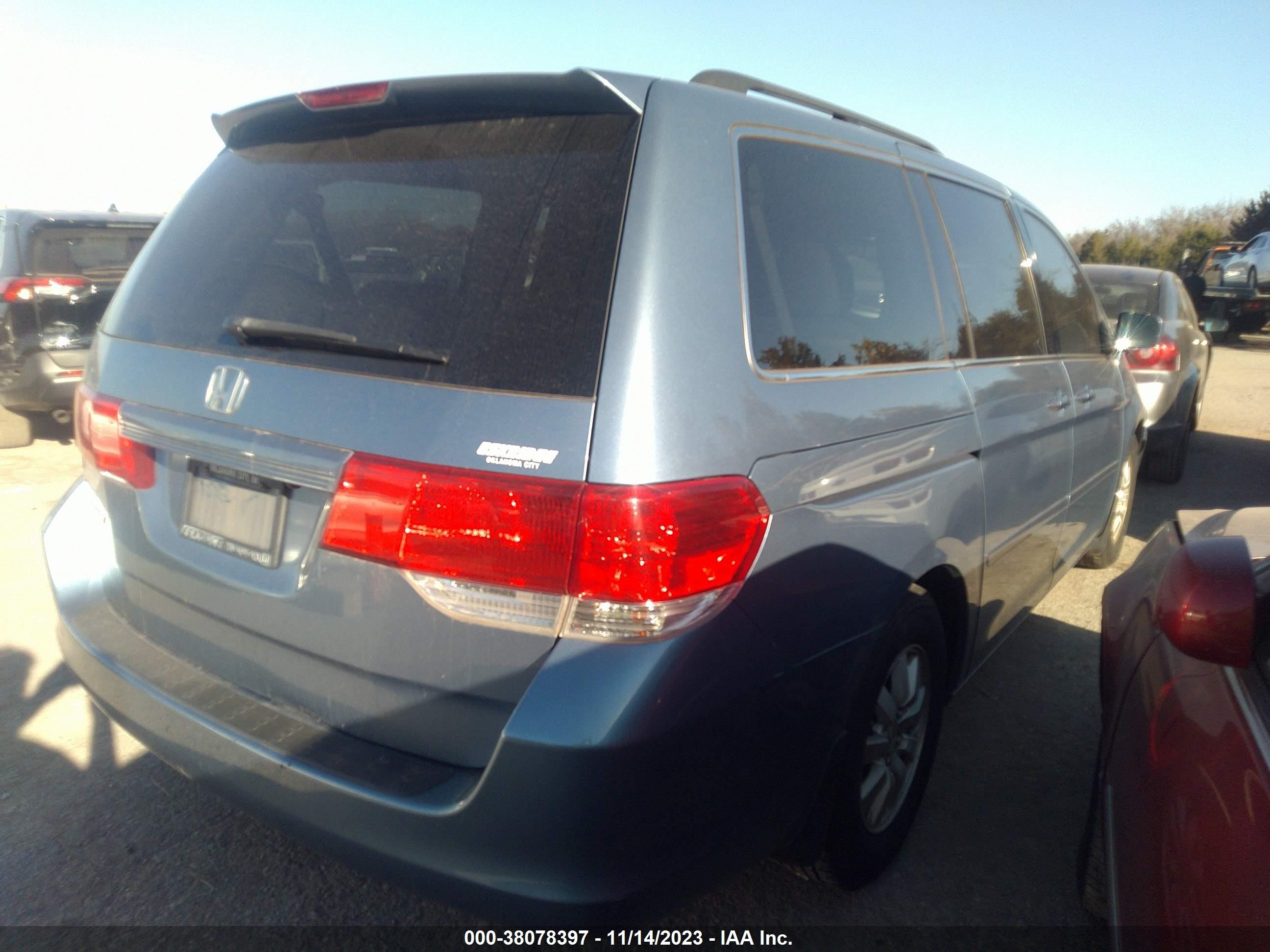 Photo 3 VIN: 5FNRL38629B034240 - HONDA ODYSSEY 