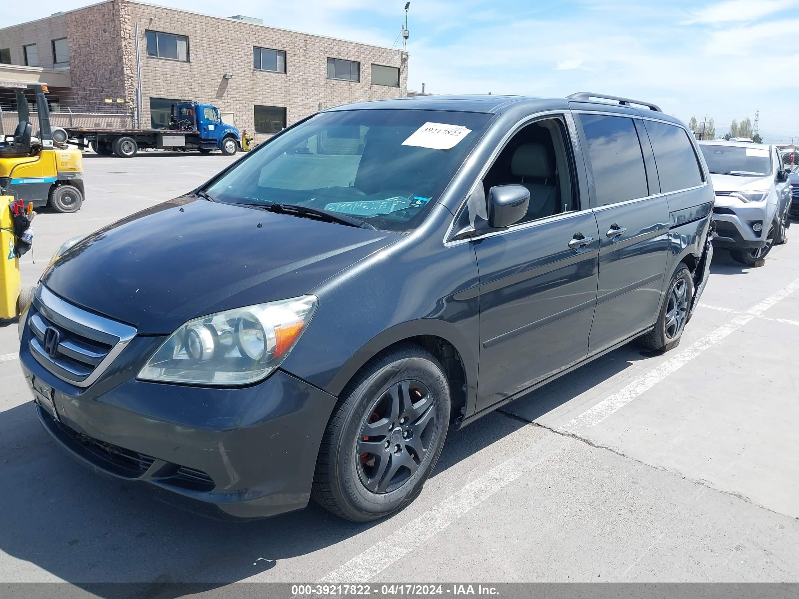 Photo 1 VIN: 5FNRL38635B418361 - HONDA ODYSSEY 