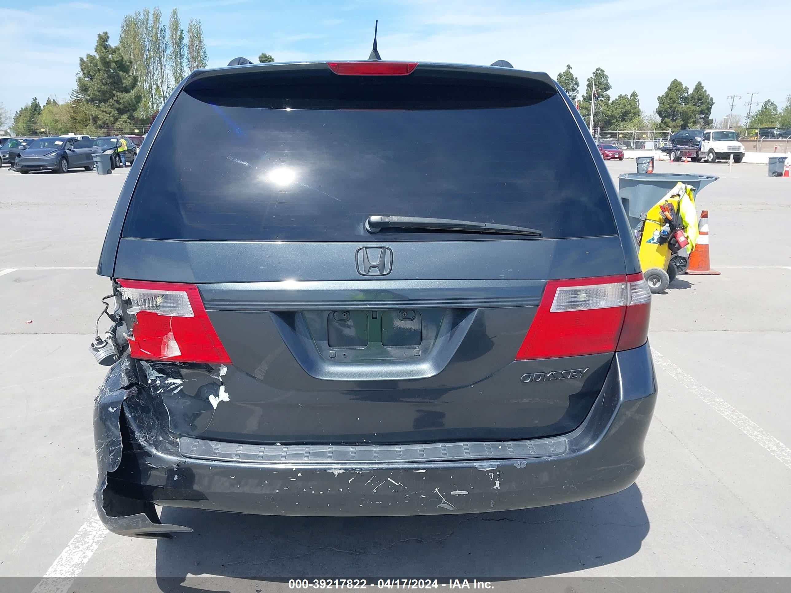 Photo 15 VIN: 5FNRL38635B418361 - HONDA ODYSSEY 