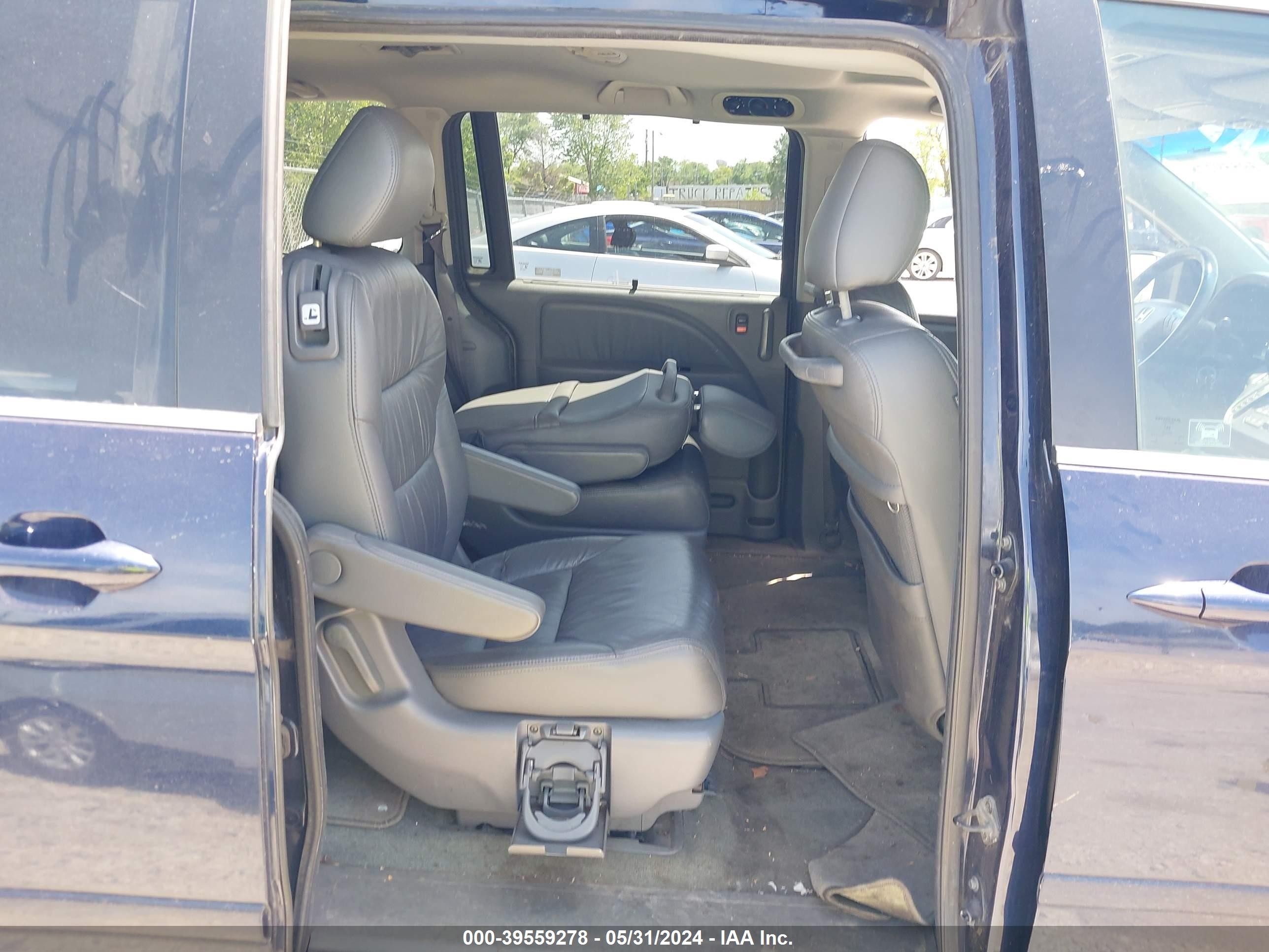 Photo 7 VIN: 5FNRL38637B064957 - HONDA ODYSSEY 