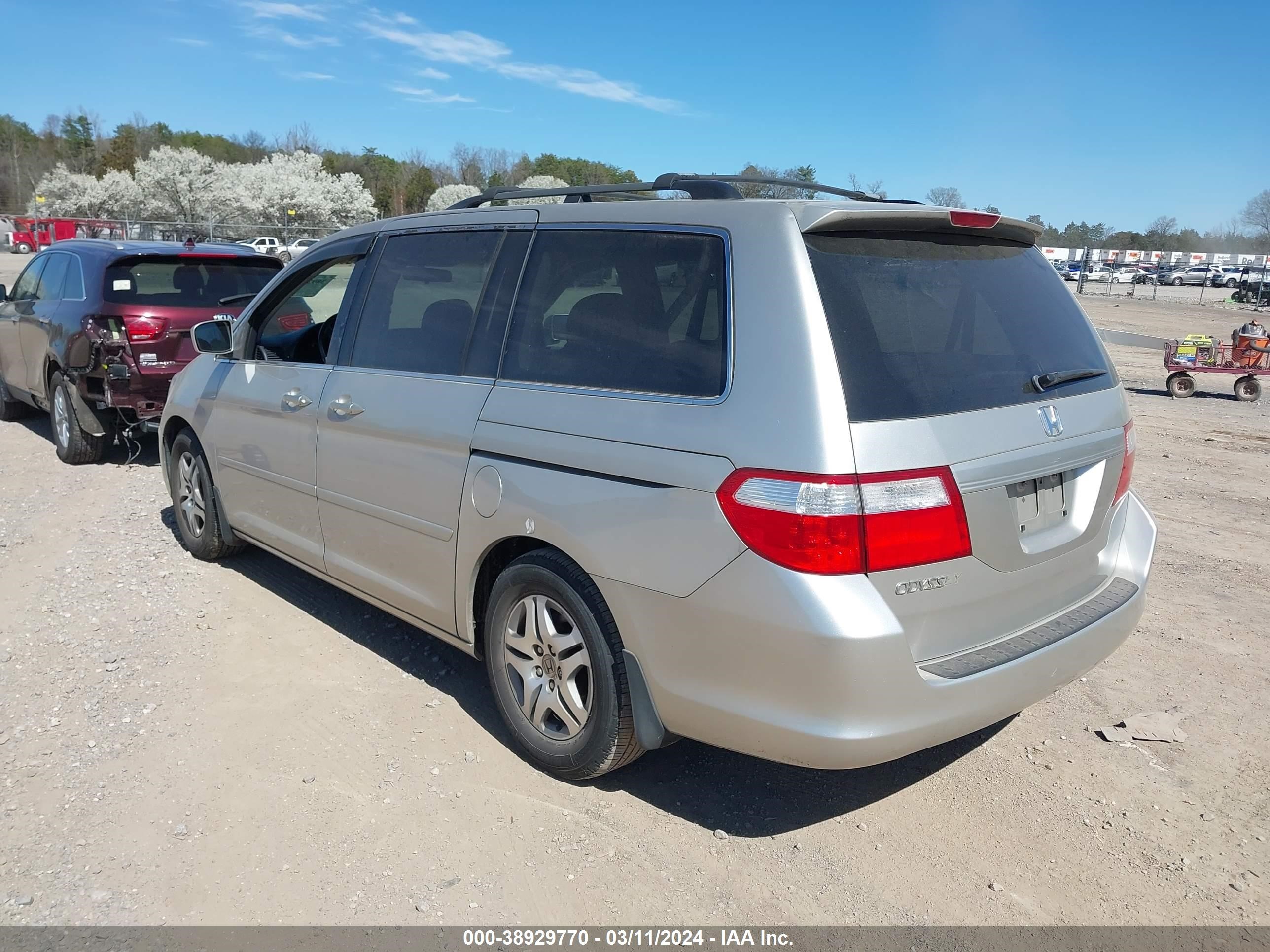 Photo 2 VIN: 5FNRL38637B409548 - HONDA ODYSSEY 