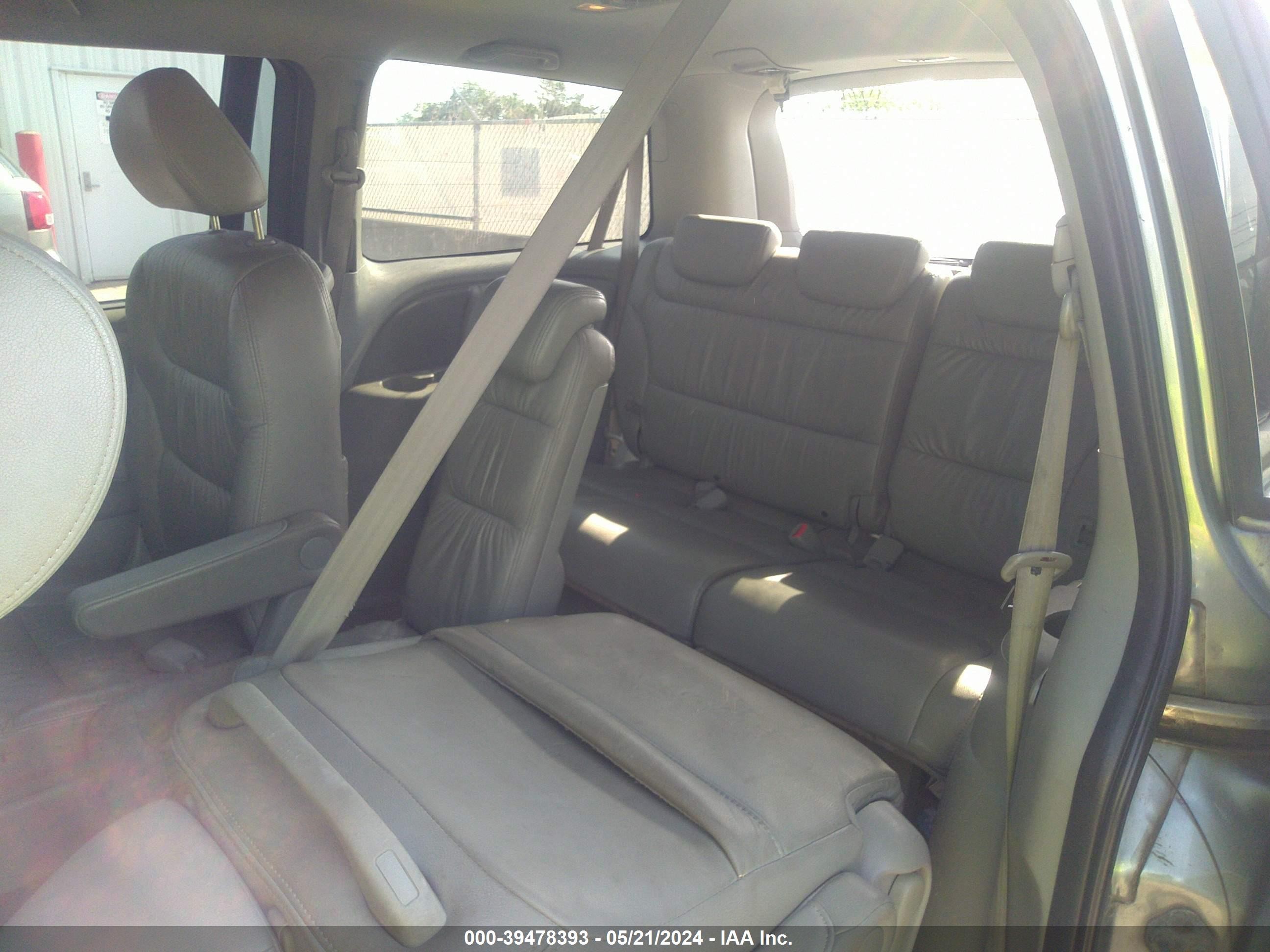 Photo 11 VIN: 5FNRL38638B103659 - HONDA ODYSSEY 