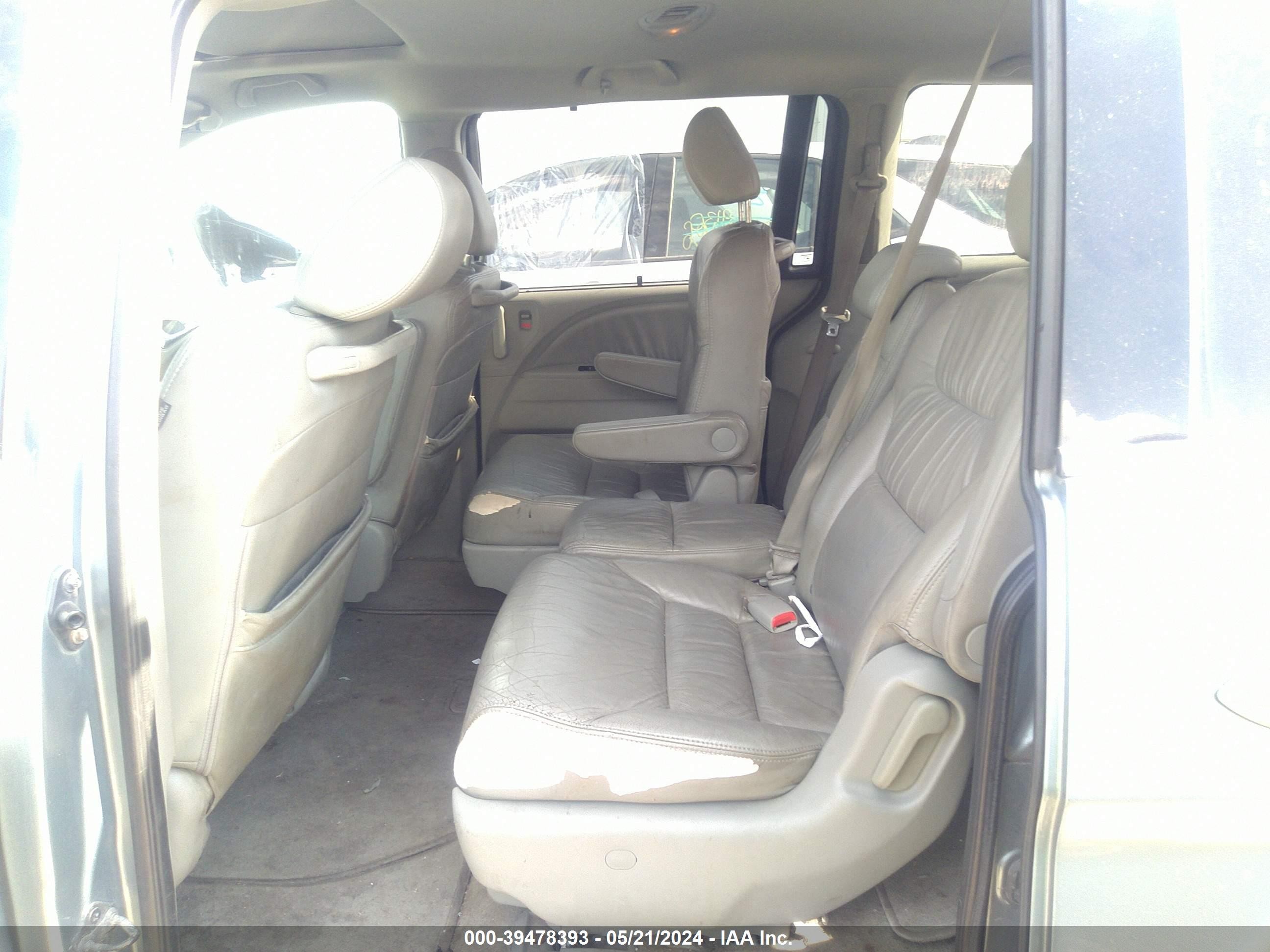 Photo 7 VIN: 5FNRL38638B103659 - HONDA ODYSSEY 