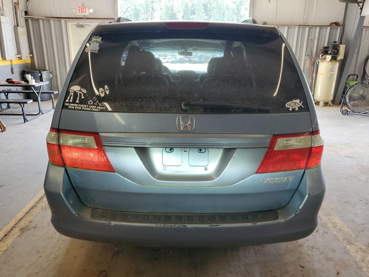 Photo 5 VIN: 5FNRL38645B103195 - HONDA ODYSSEY 