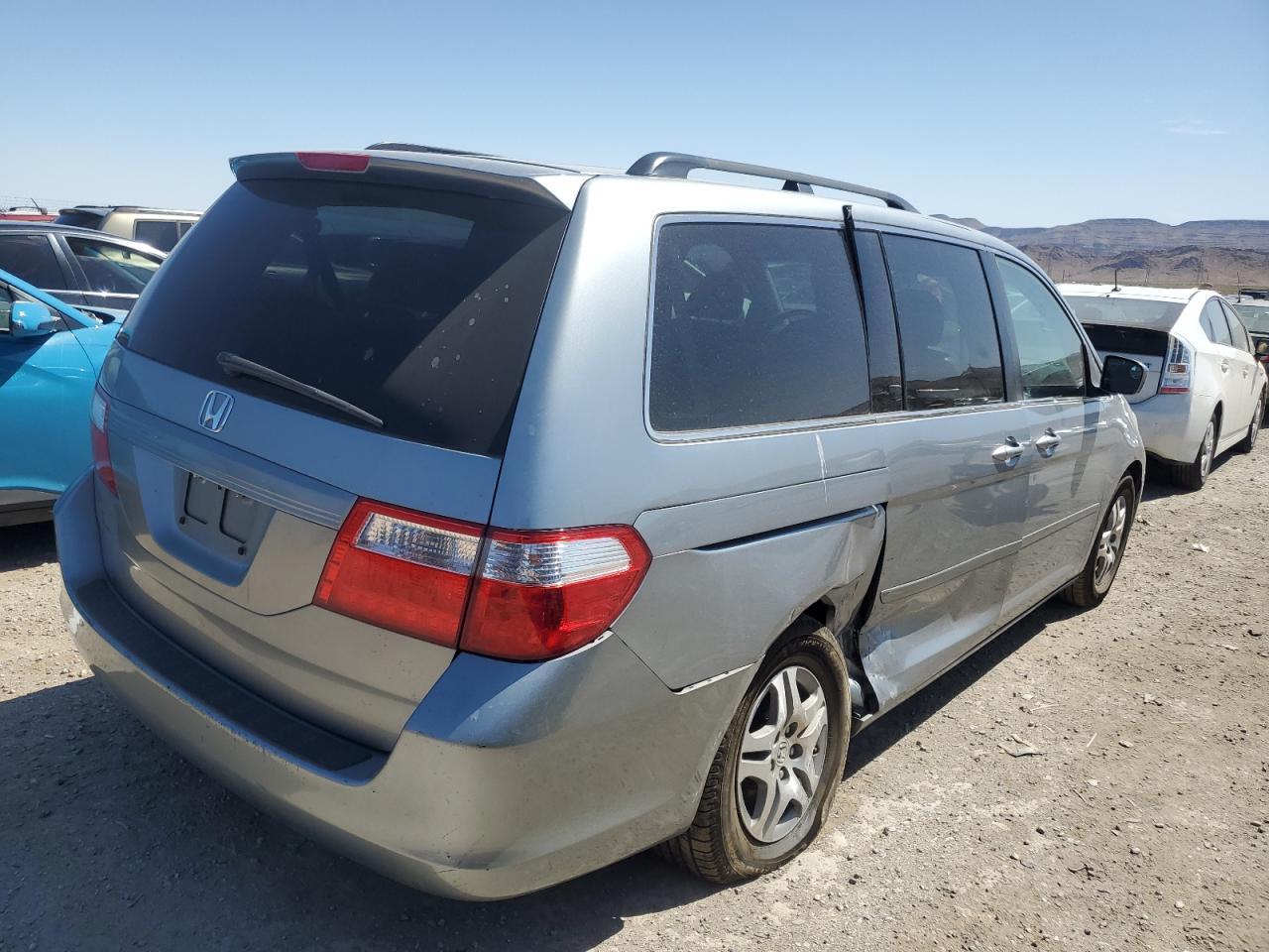 Photo 2 VIN: 5FNRL38646B017192 - HONDA ODYSSEY 