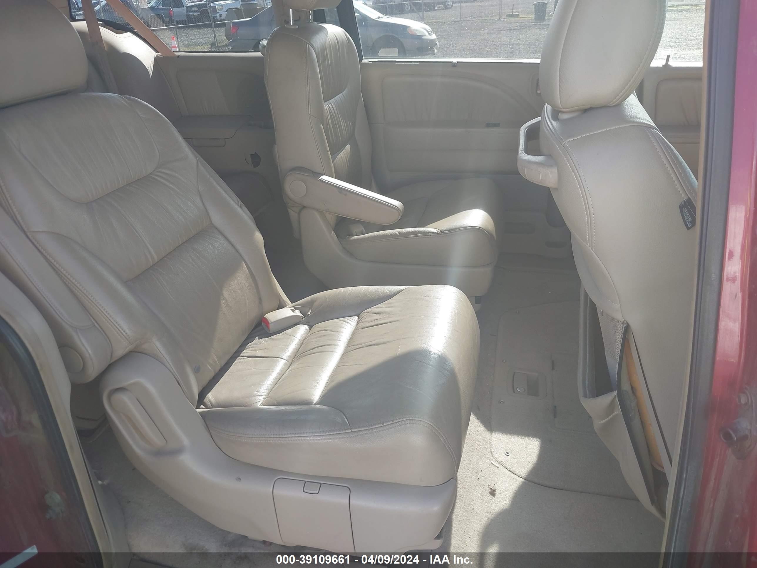 Photo 7 VIN: 5FNRL38646B038754 - HONDA ODYSSEY 