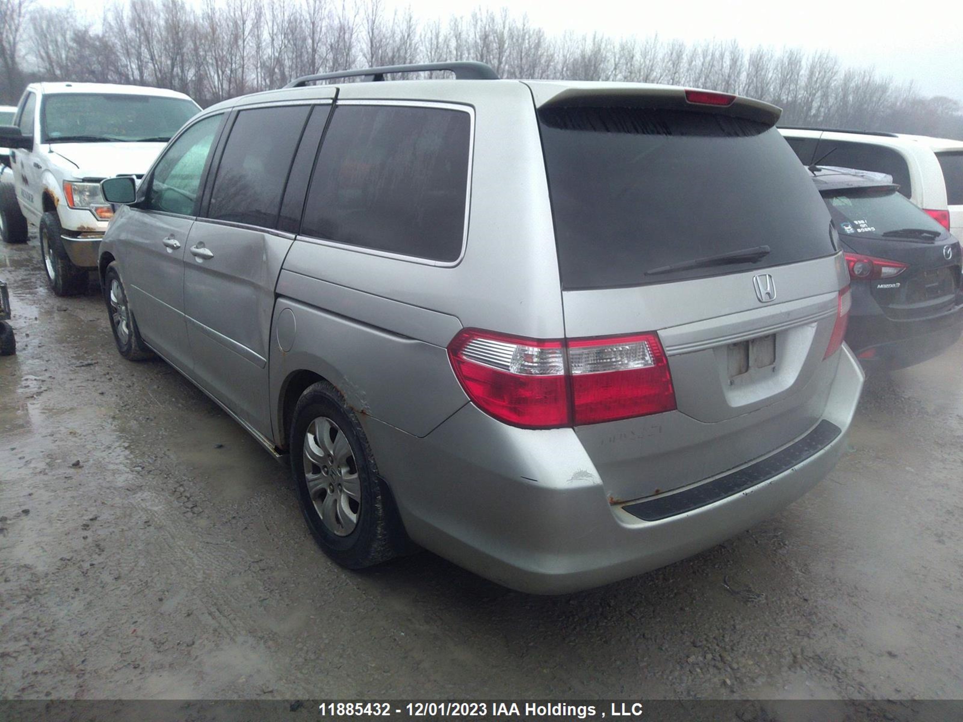 Photo 2 VIN: 5FNRL38646B502366 - HONDA ODYSSEY 