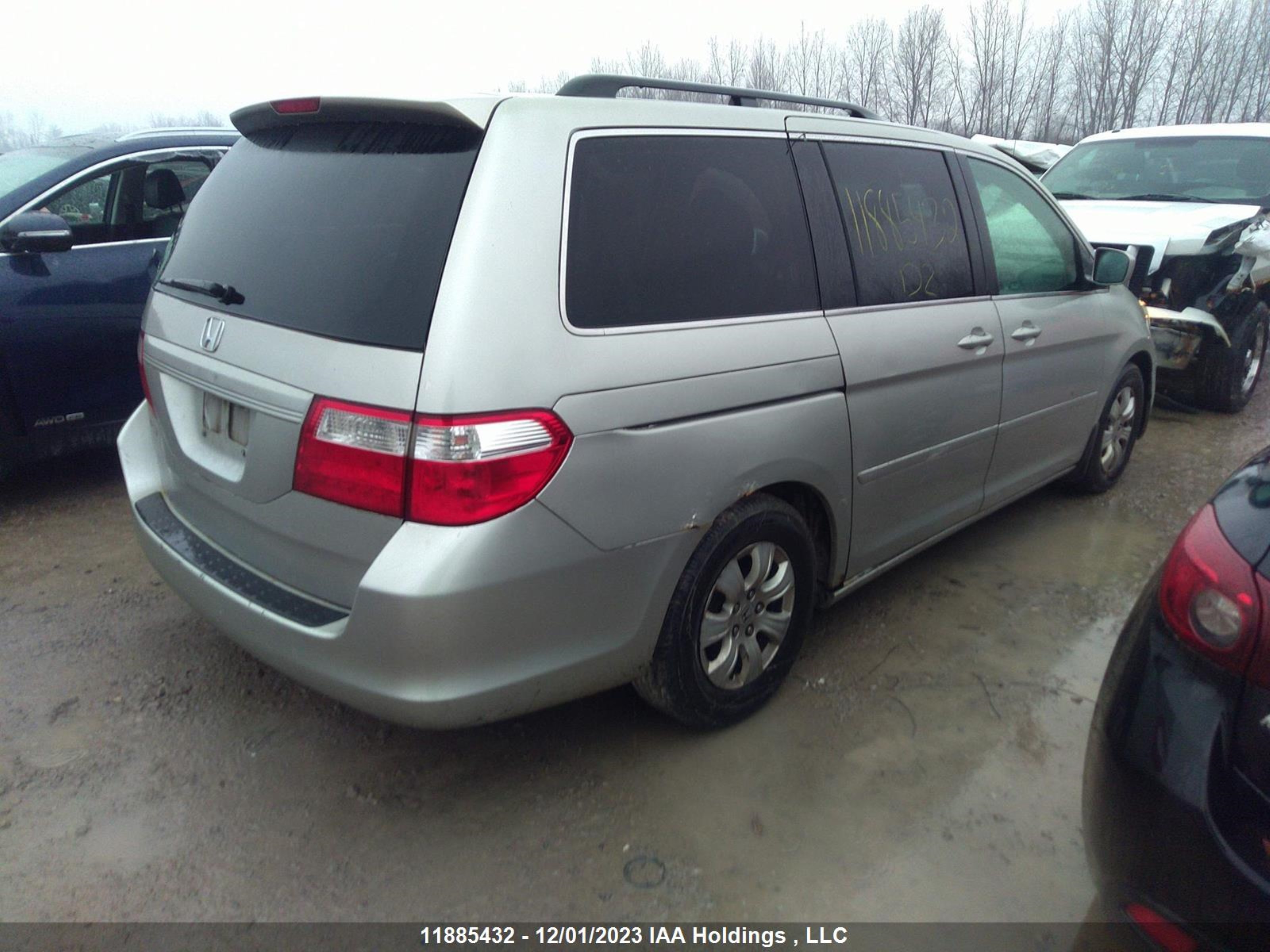 Photo 3 VIN: 5FNRL38646B502366 - HONDA ODYSSEY 