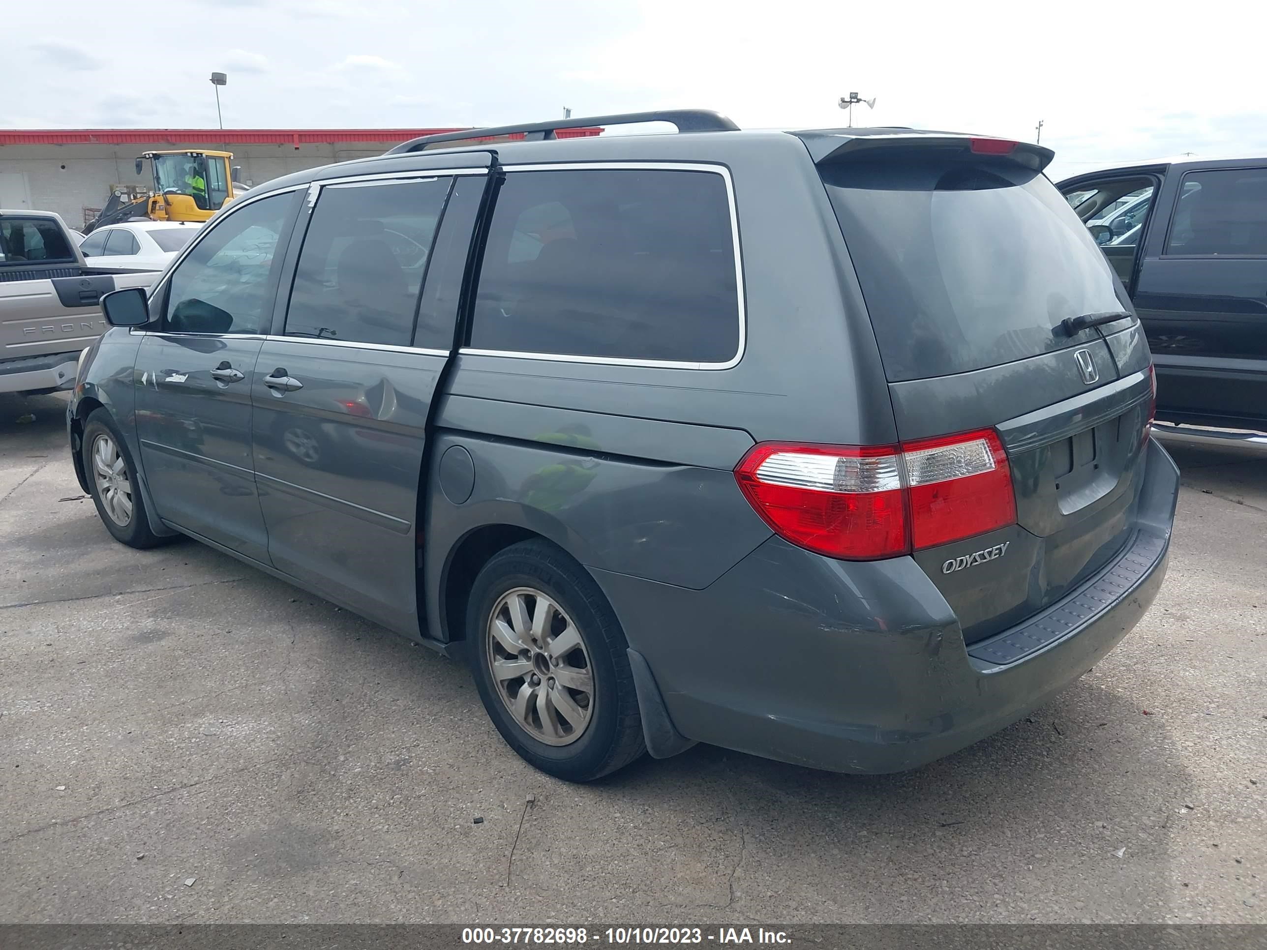 Photo 2 VIN: 5FNRL38647B458385 - HONDA ODYSSEY 