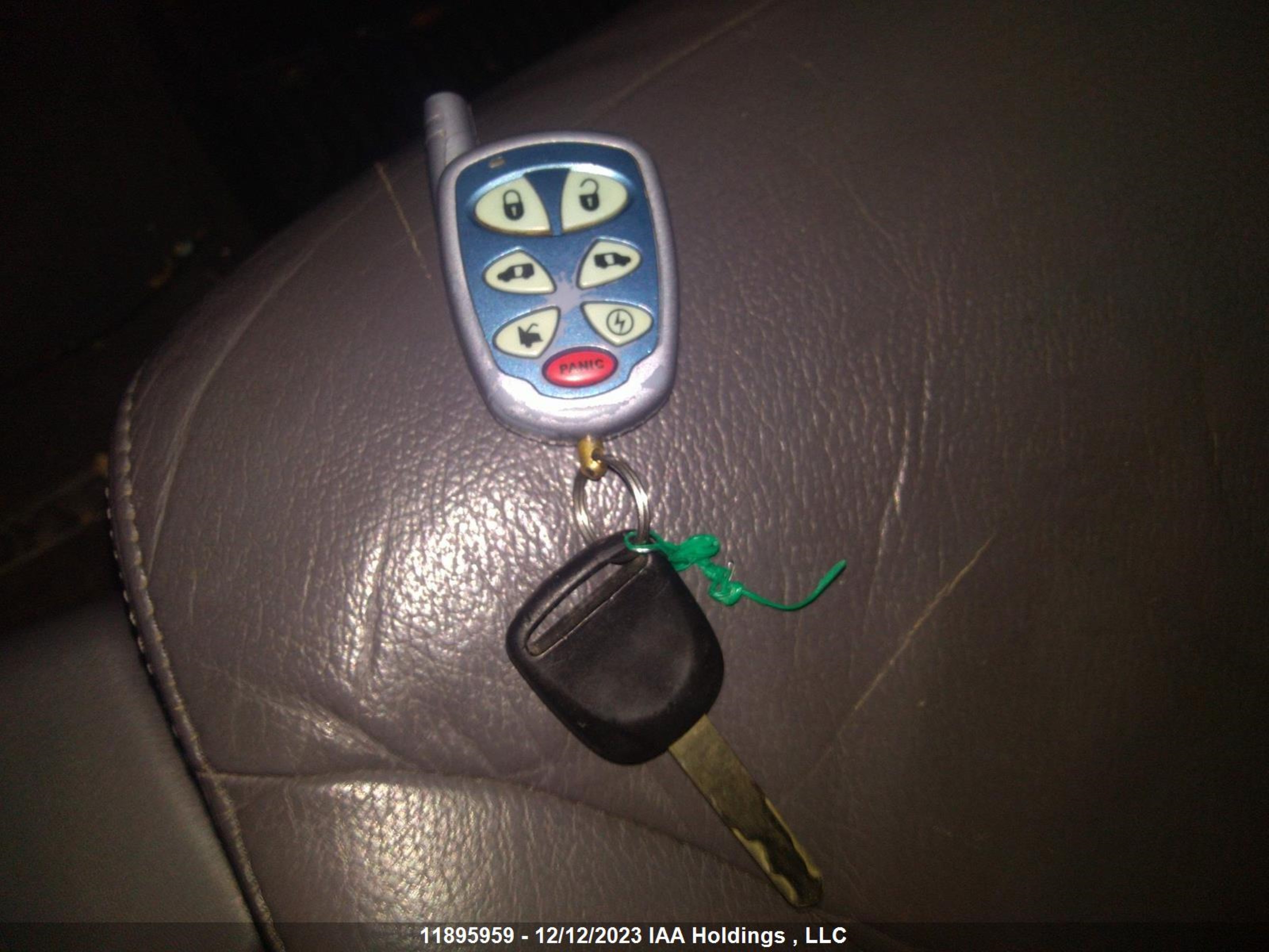 Photo 10 VIN: 5FNRL38647B500408 - HONDA ODYSSEY 