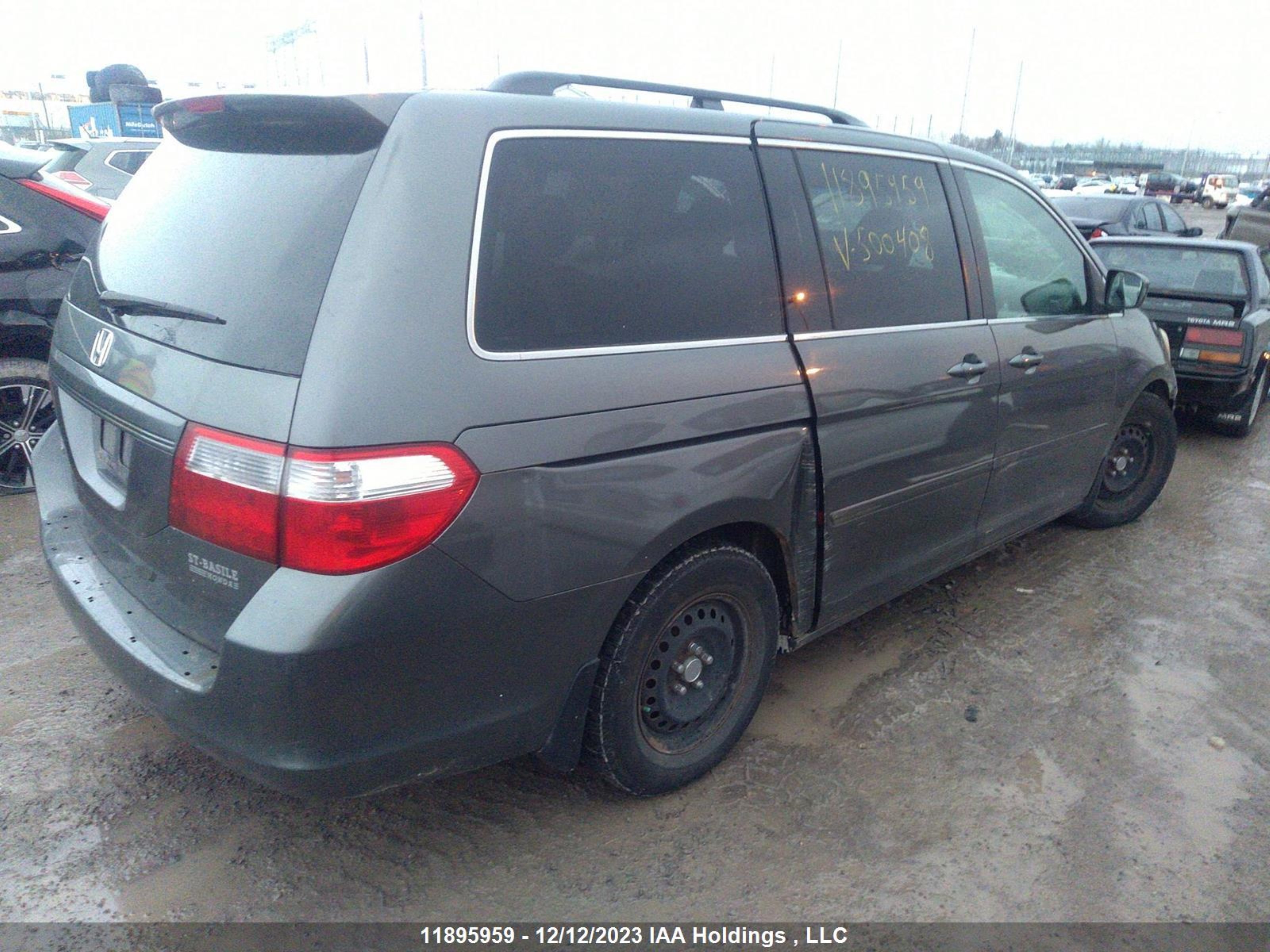 Photo 3 VIN: 5FNRL38647B500408 - HONDA ODYSSEY 