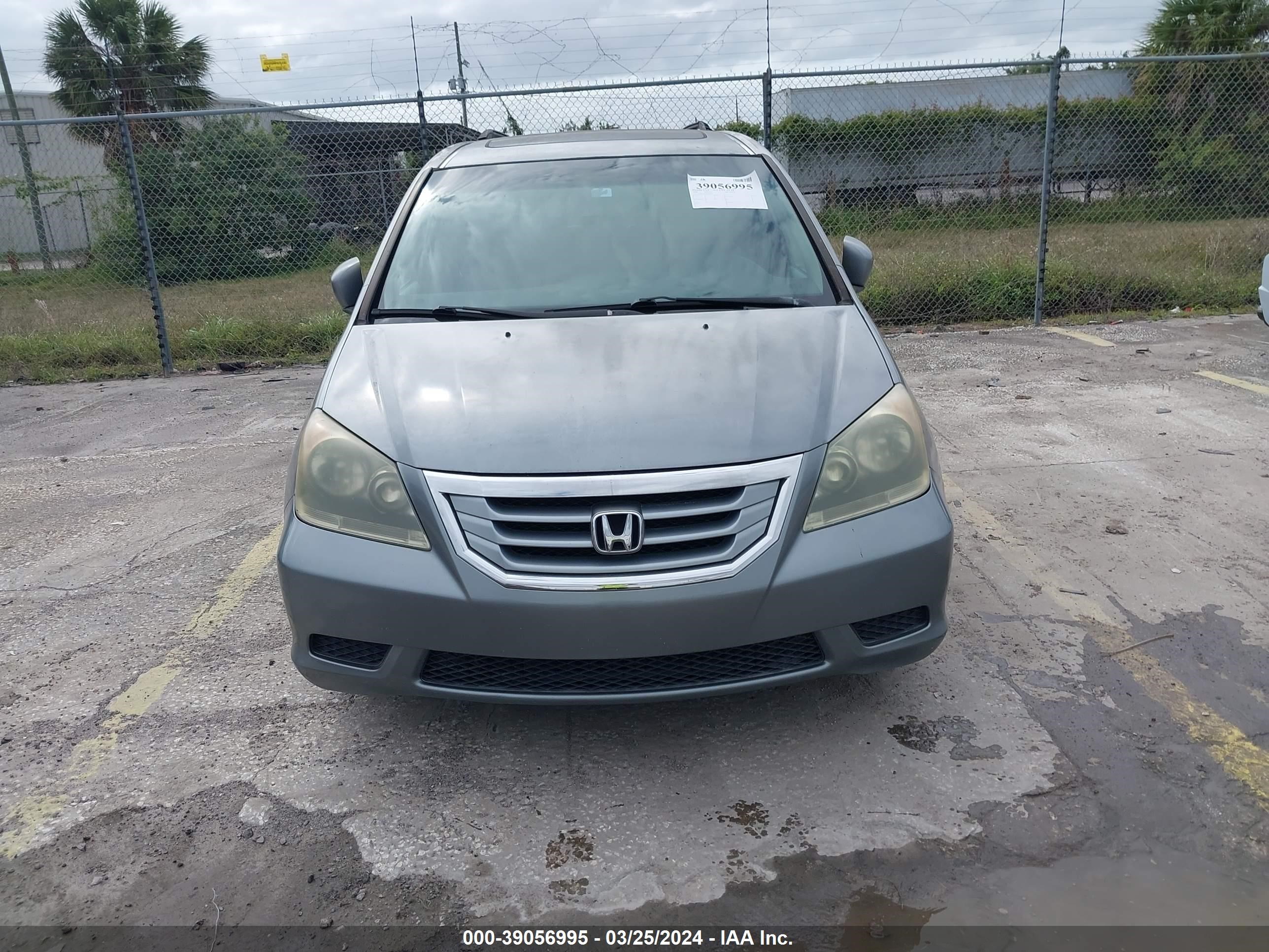 Photo 5 VIN: 5FNRL38648B041835 - HONDA ODYSSEY 