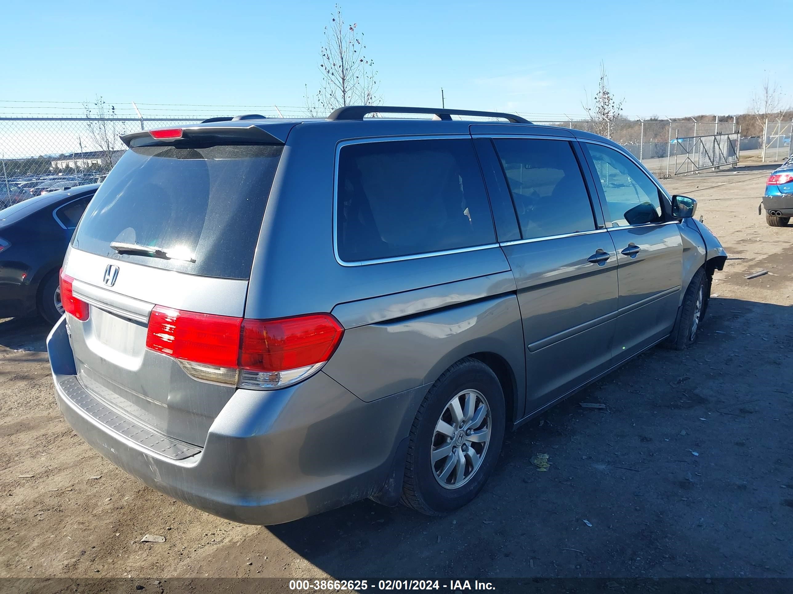 Photo 3 VIN: 5FNRL38659B401213 - HONDA ODYSSEY 