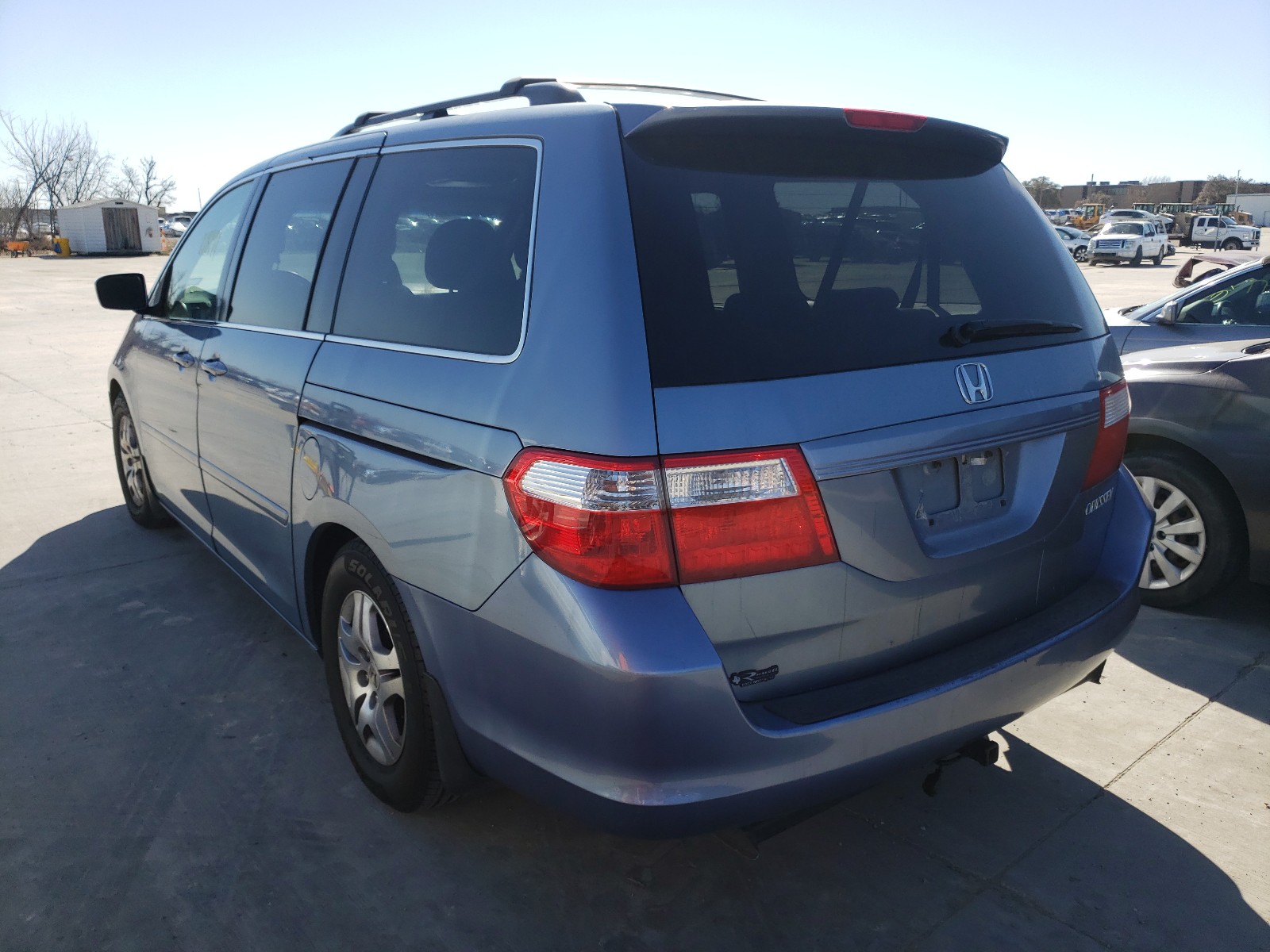 Photo 2 VIN: 5FNRL38665B125621 - HONDA ODYSSEY EX 