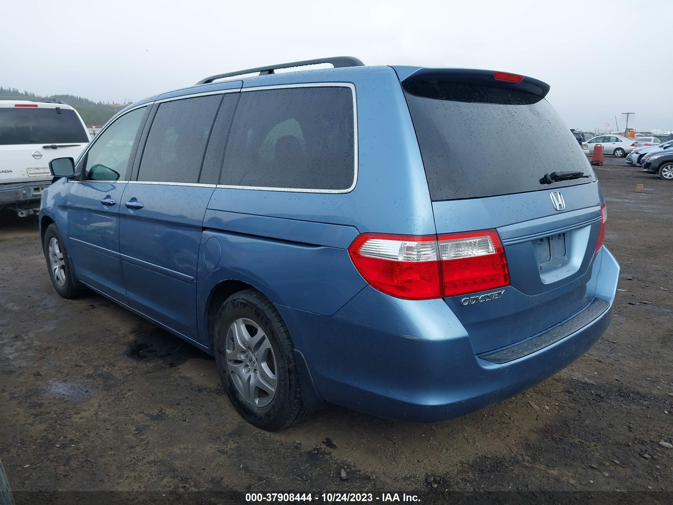 Photo 2 VIN: 5FNRL38666B007554 - HONDA ODYSSEY 