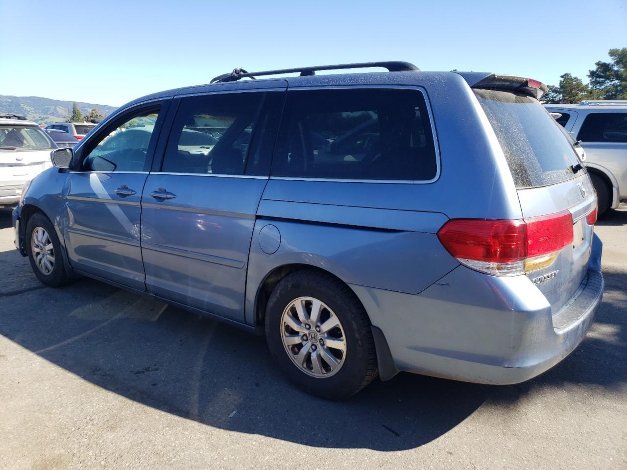 Photo 1 VIN: 5FNRL38668B013552 - HONDA ODYSSEY 