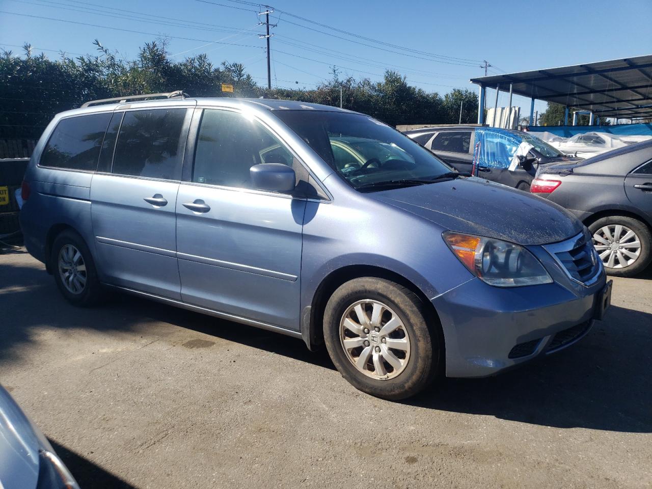 Photo 3 VIN: 5FNRL38668B013552 - HONDA ODYSSEY 