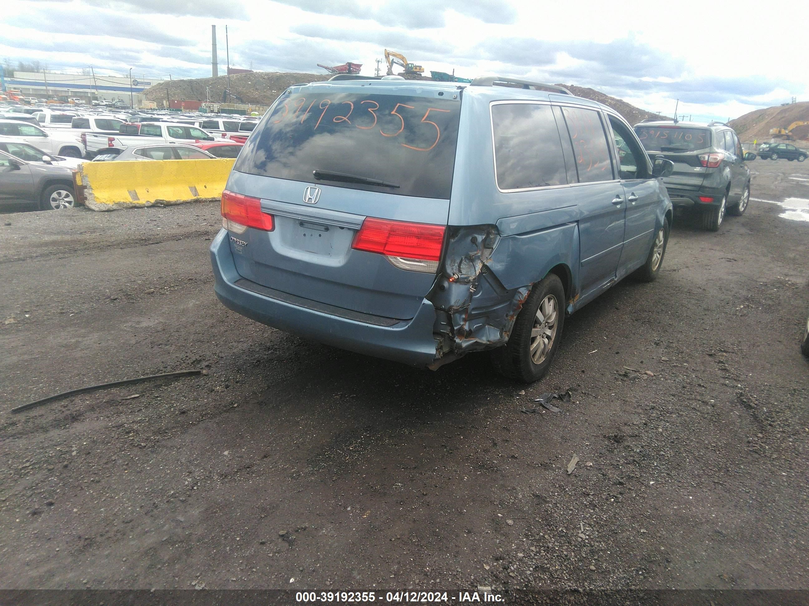 Photo 3 VIN: 5FNRL38669B052689 - HONDA ODYSSEY 