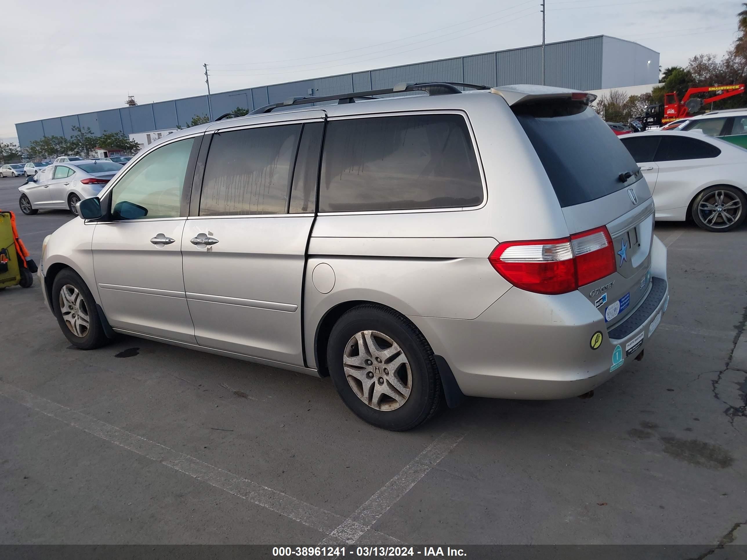 Photo 2 VIN: 5FNRL38677B453505 - HONDA ODYSSEY 