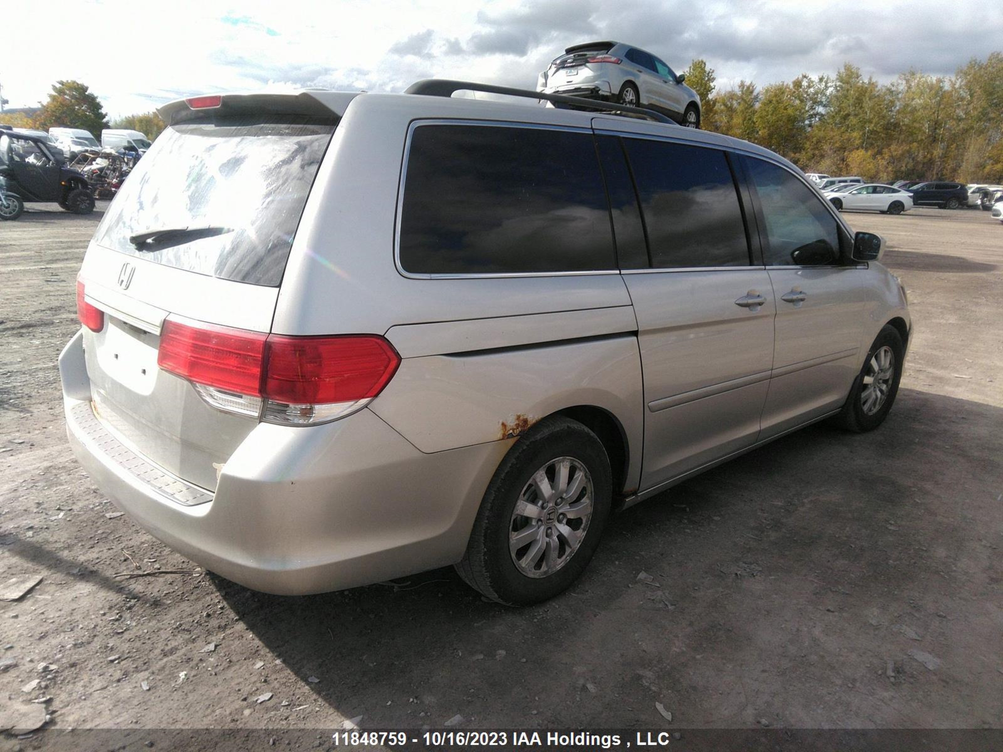 Photo 3 VIN: 5FNRL38678B506589 - HONDA ODYSSEY 