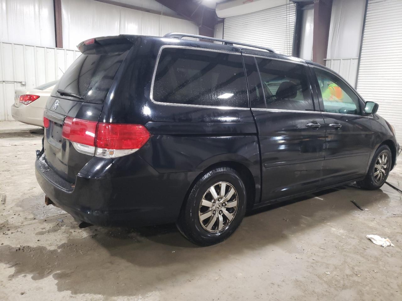 Photo 2 VIN: 5FNRL38679B020057 - HONDA ODYSSEY 