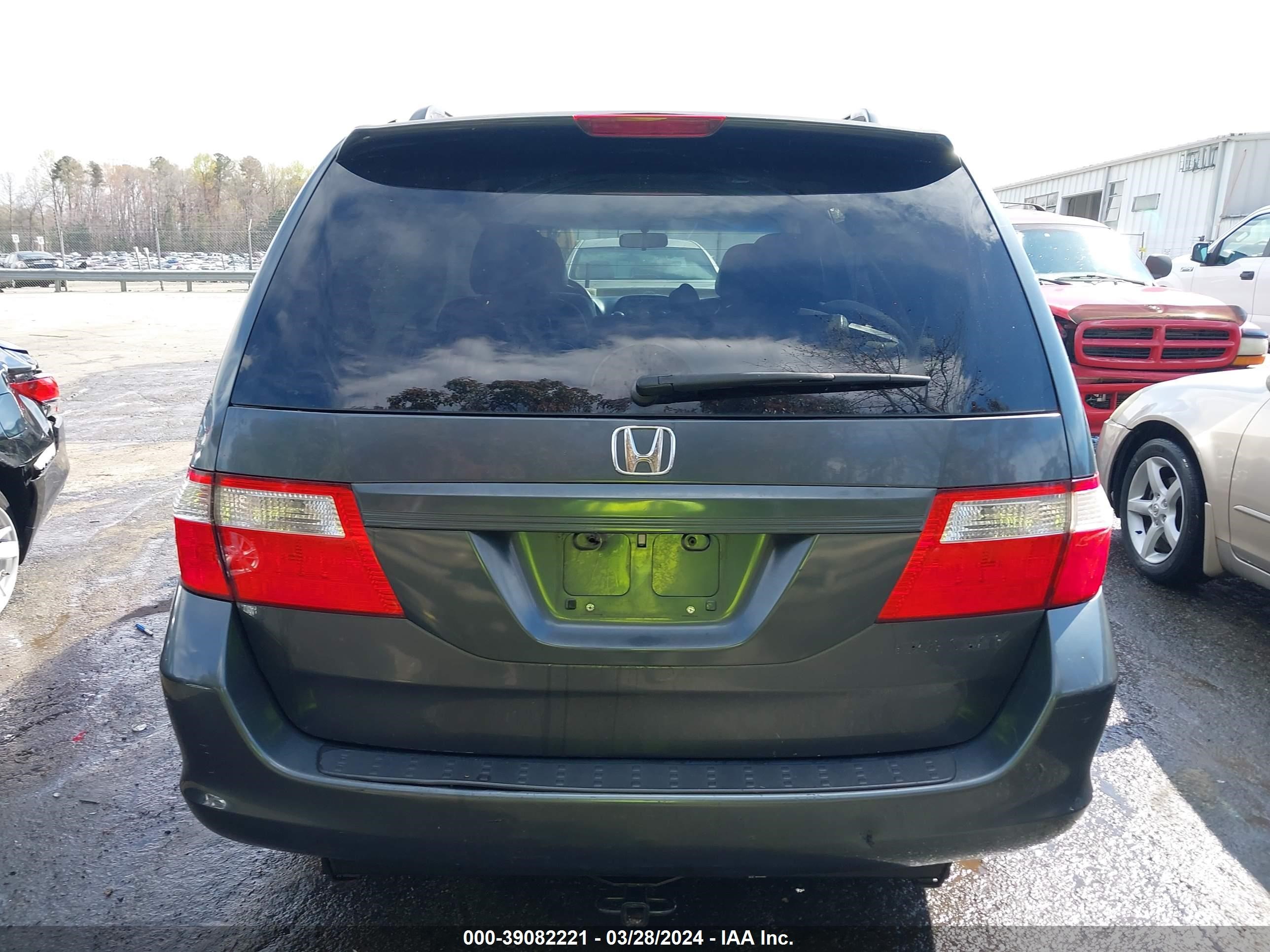 Photo 15 VIN: 5FNRL38685B043440 - HONDA ODYSSEY 