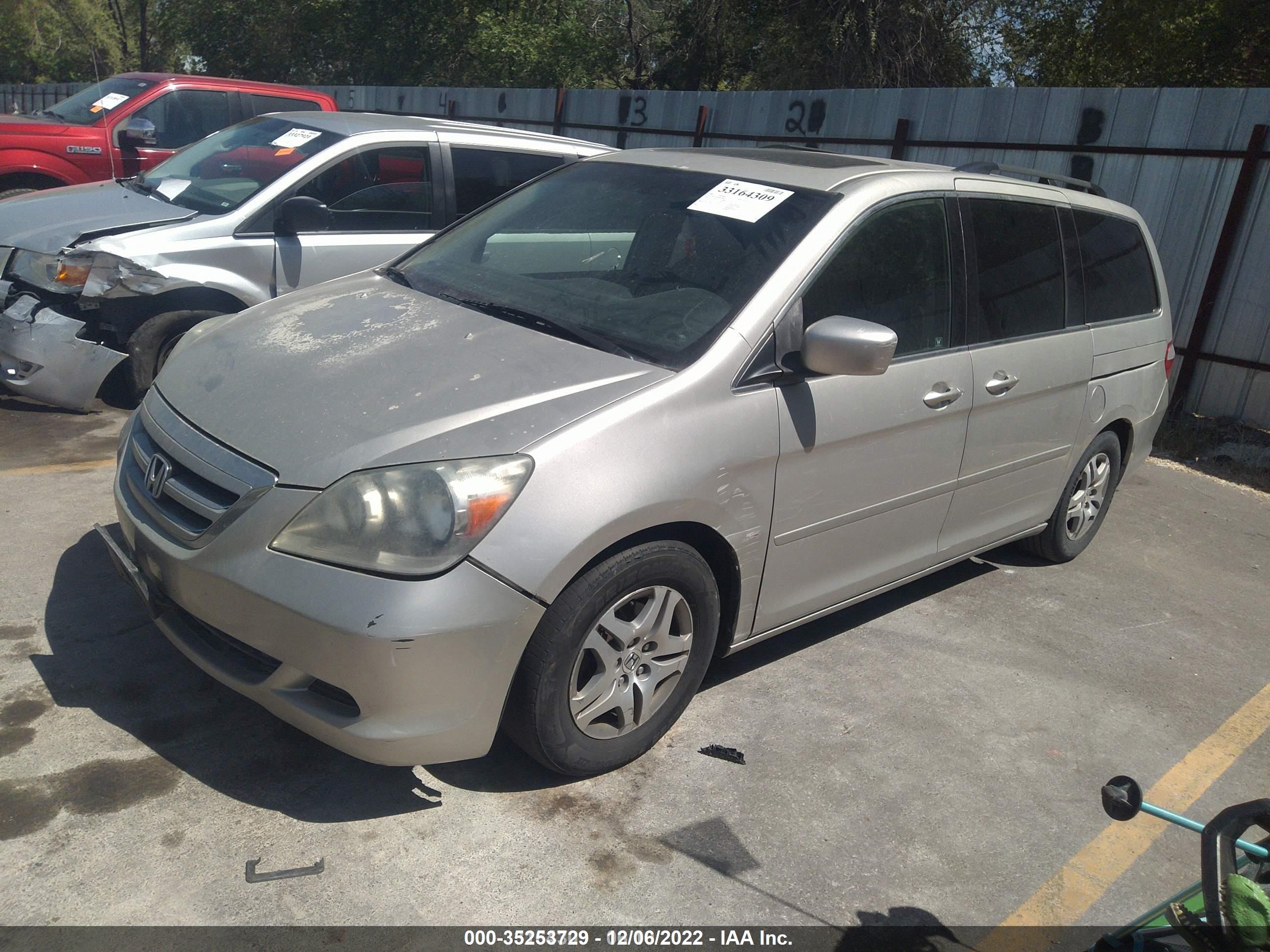 Photo 1 VIN: 5FNRL38685B055930 - HONDA ODYSSEY 