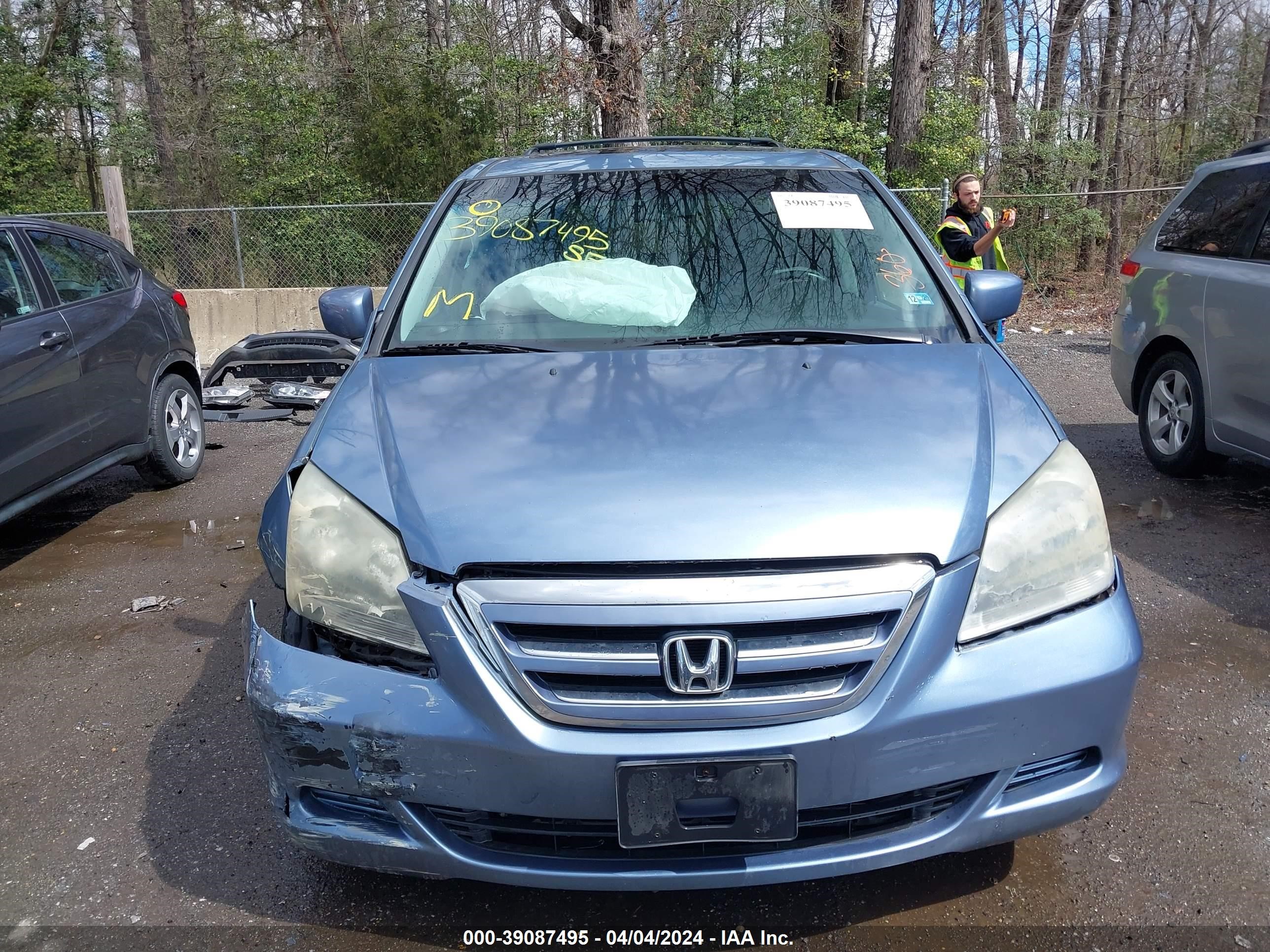 Photo 11 VIN: 5FNRL38687B076439 - HONDA ODYSSEY 