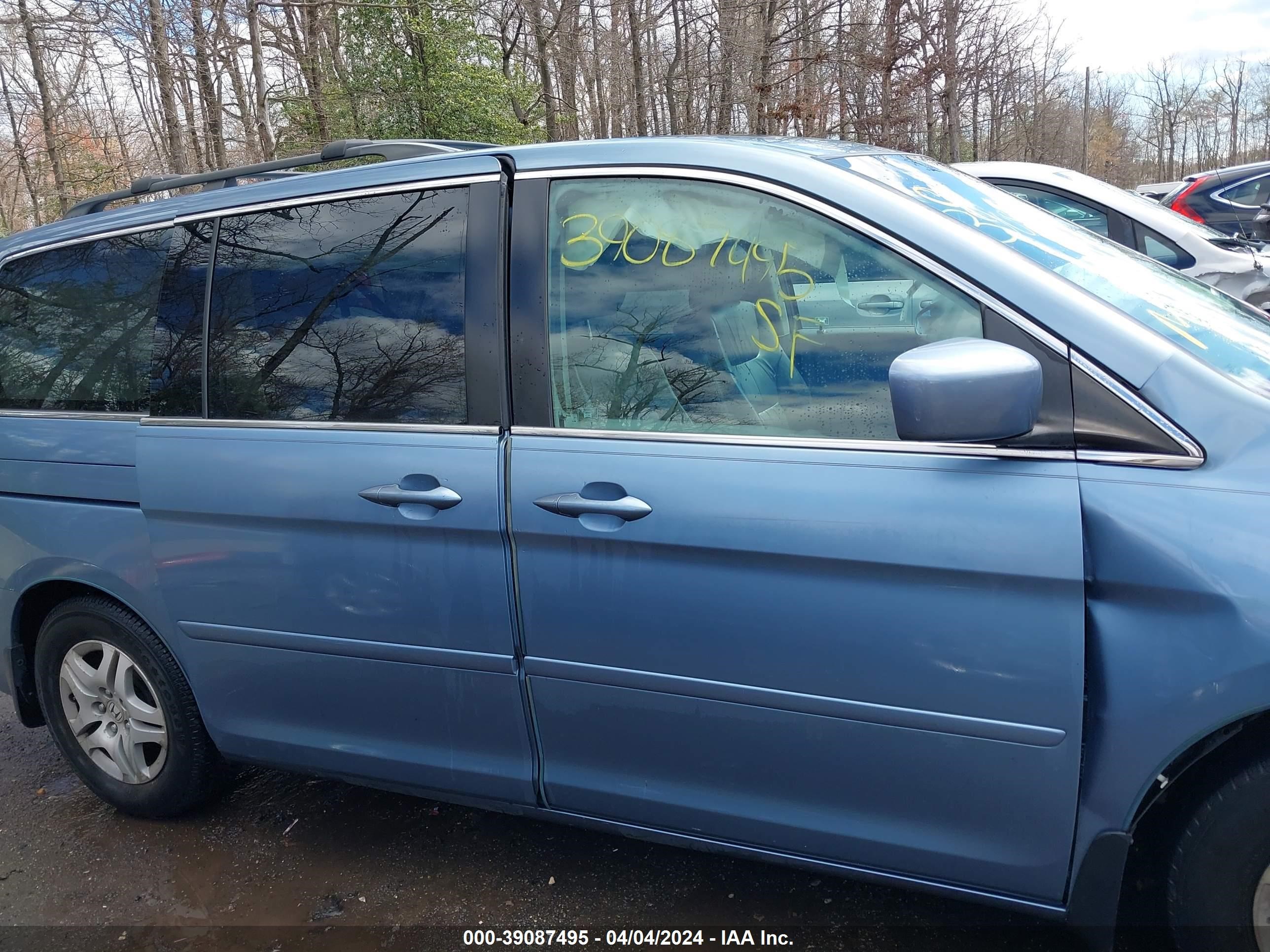 Photo 12 VIN: 5FNRL38687B076439 - HONDA ODYSSEY 