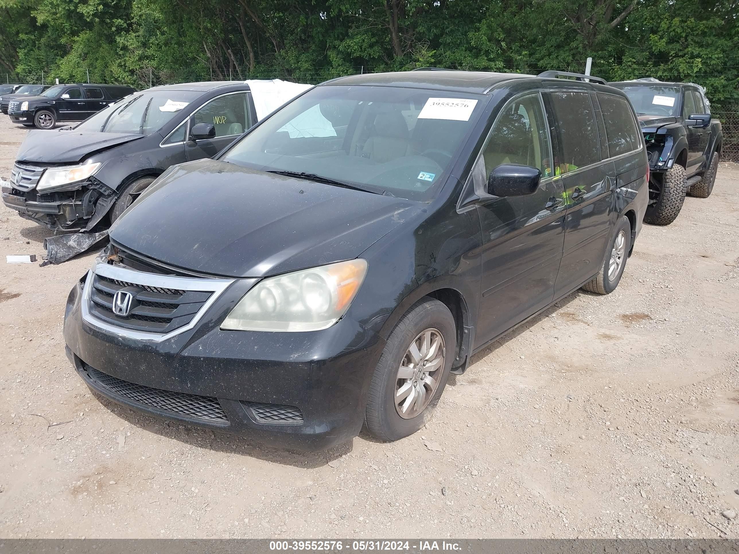 Photo 1 VIN: 5FNRL38688B050781 - HONDA ODYSSEY 