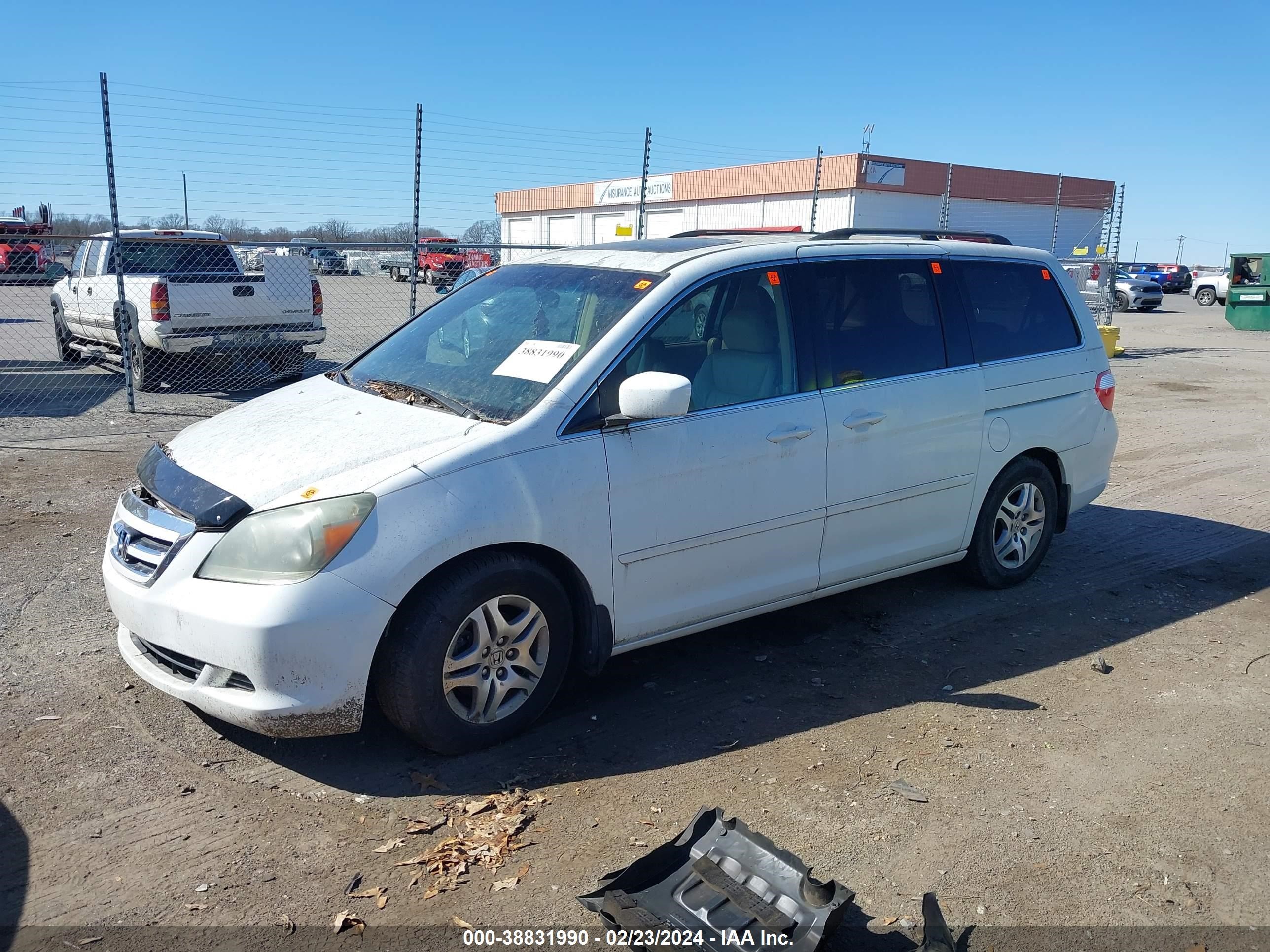 Photo 1 VIN: 5FNRL38696B410038 - HONDA ODYSSEY 