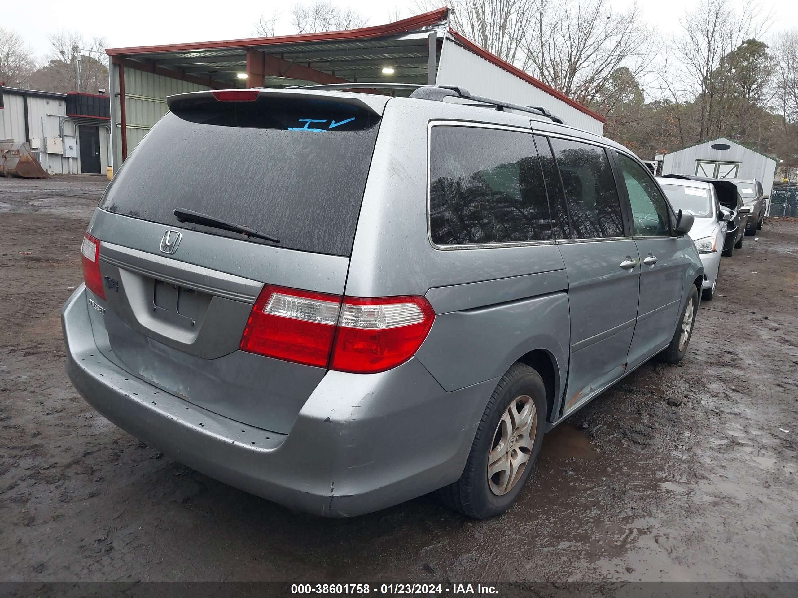 Photo 3 VIN: 5FNRL38697B032482 - HONDA ODYSSEY 