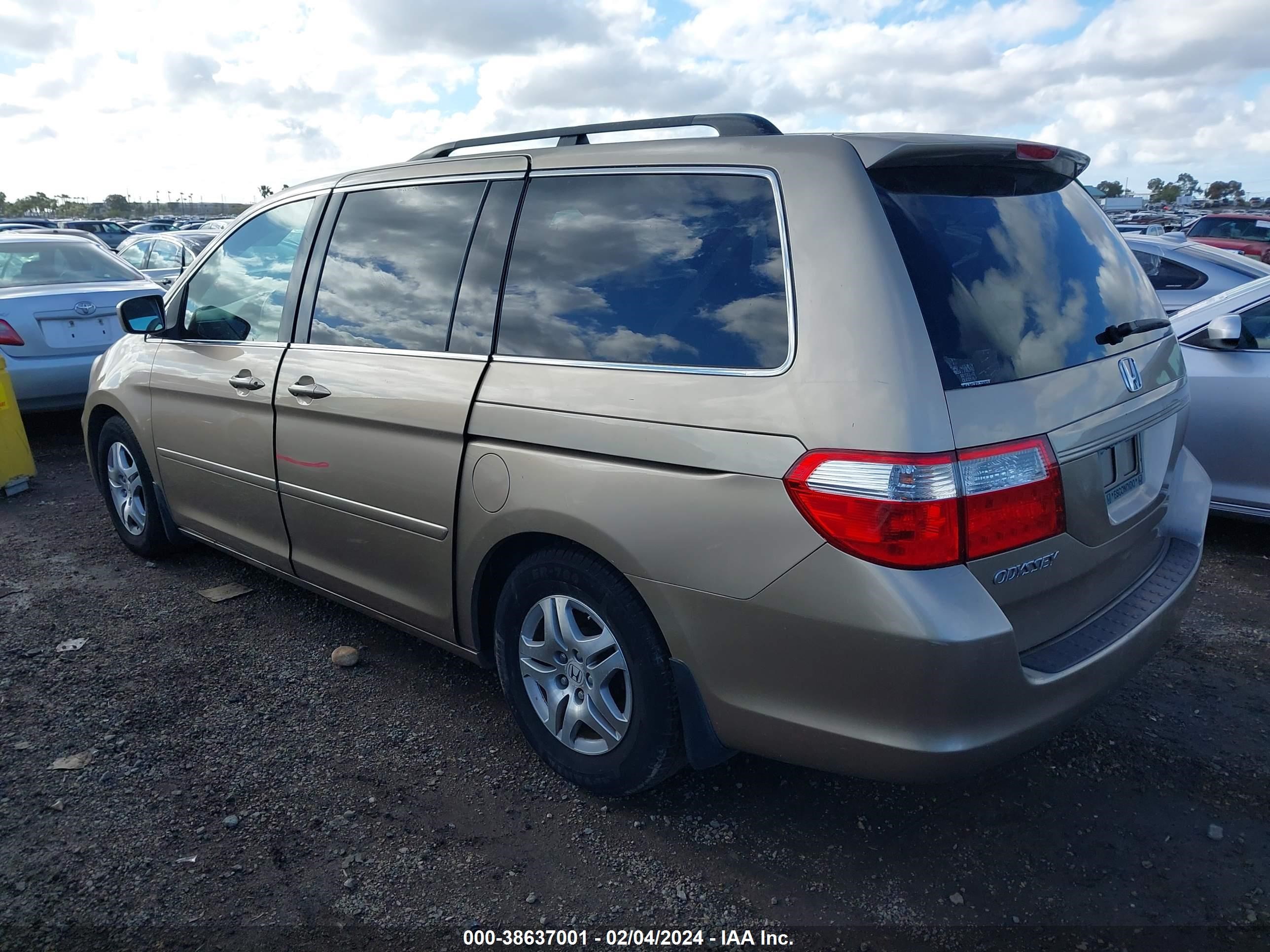 Photo 2 VIN: 5FNRL38697B445387 - HONDA ODYSSEY 