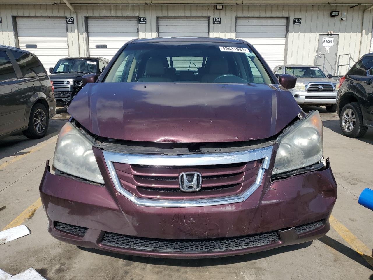 Photo 4 VIN: 5FNRL38698B115394 - HONDA ODYSSEY 