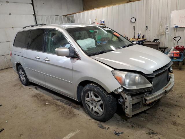 Photo 3 VIN: 5FNRL386X6B415720 - HONDA ODYSSEY EX 