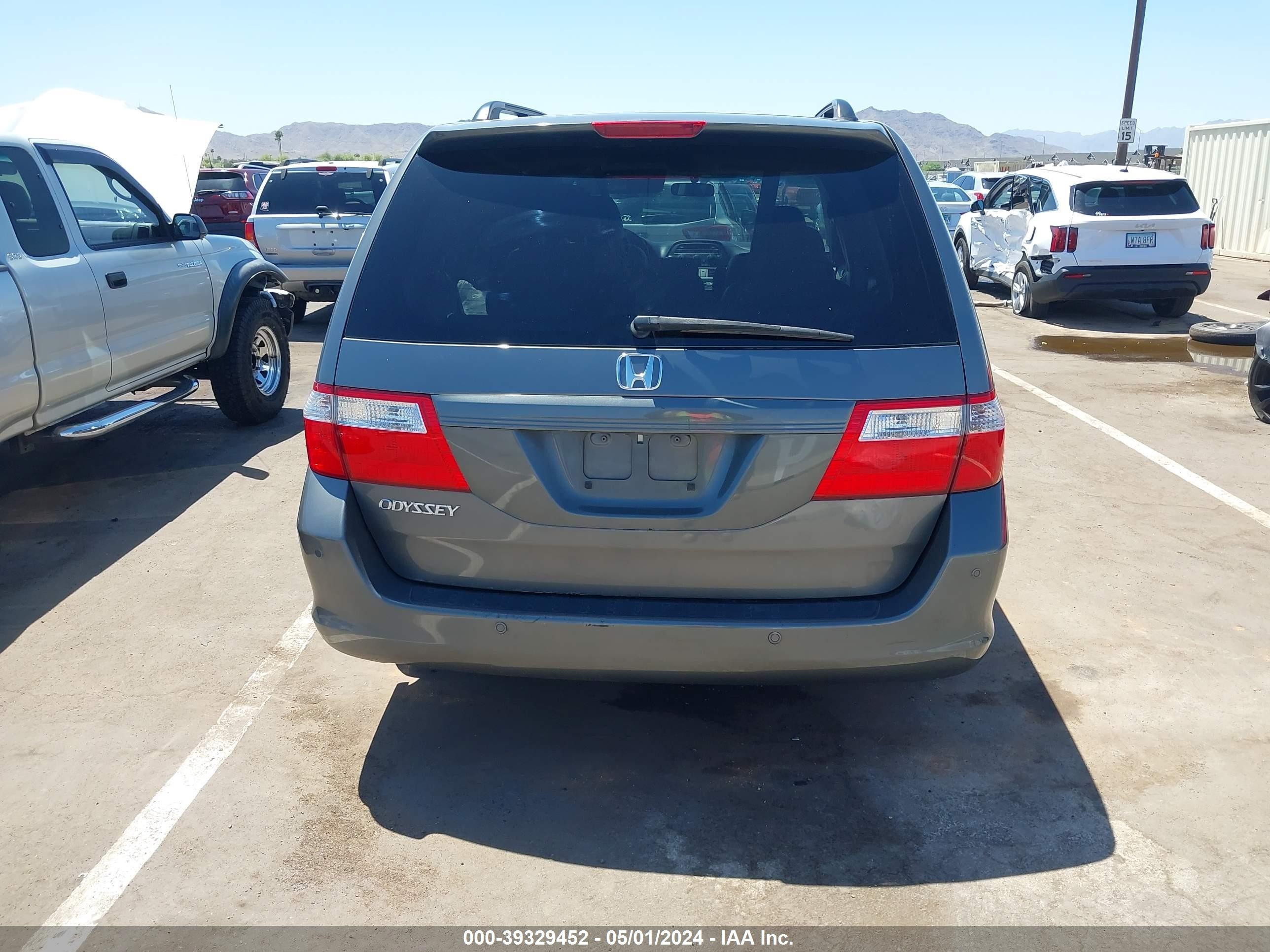 Photo 15 VIN: 5FNRL386X7B415153 - HONDA ODYSSEY 