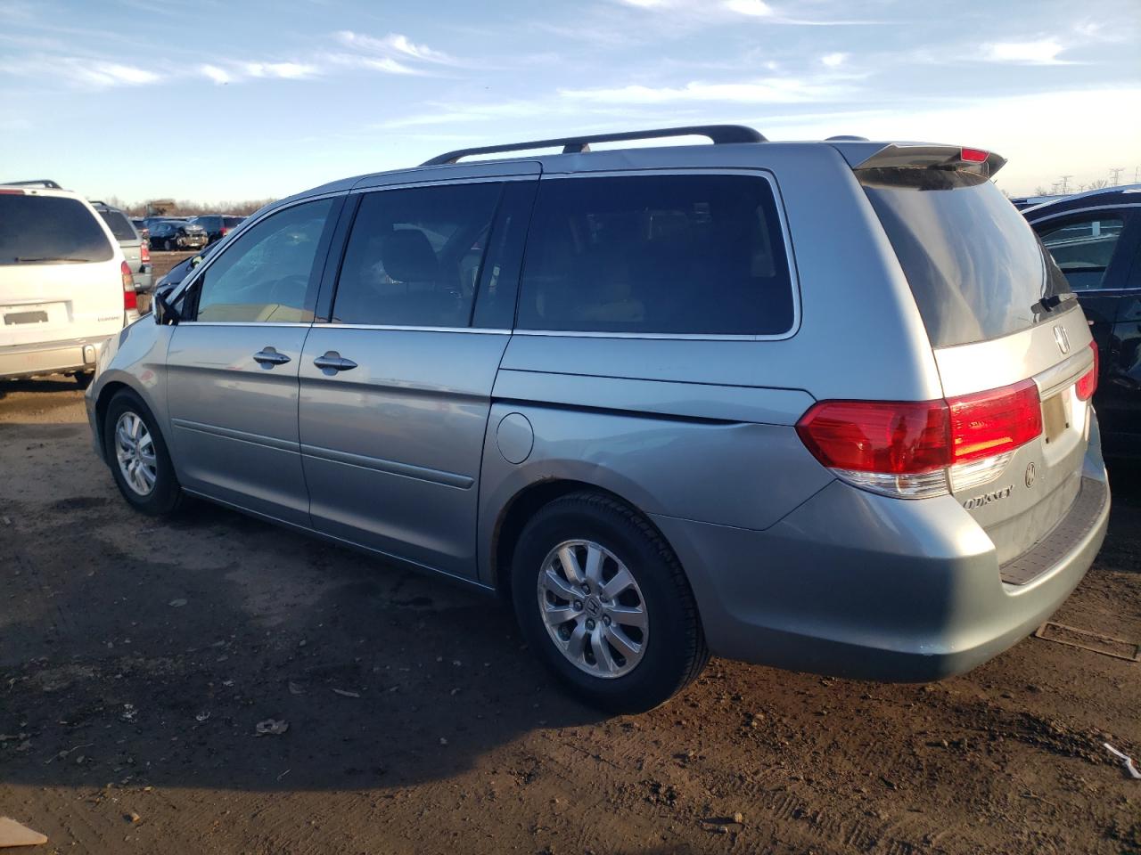 Photo 1 VIN: 5FNRL386X8B051981 - HONDA ODYSSEY 