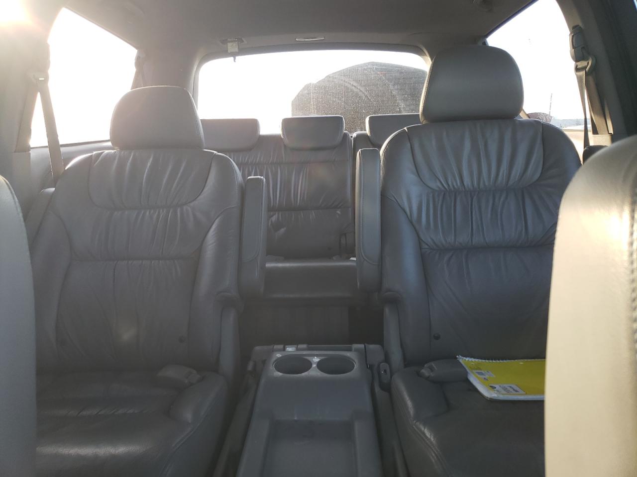 Photo 9 VIN: 5FNRL386X8B051981 - HONDA ODYSSEY 