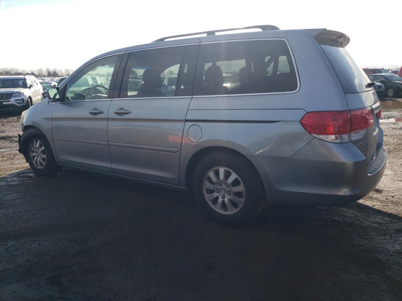 Photo 1 VIN: 5FNRL386X8B073477 - HONDA ODYSSEY 